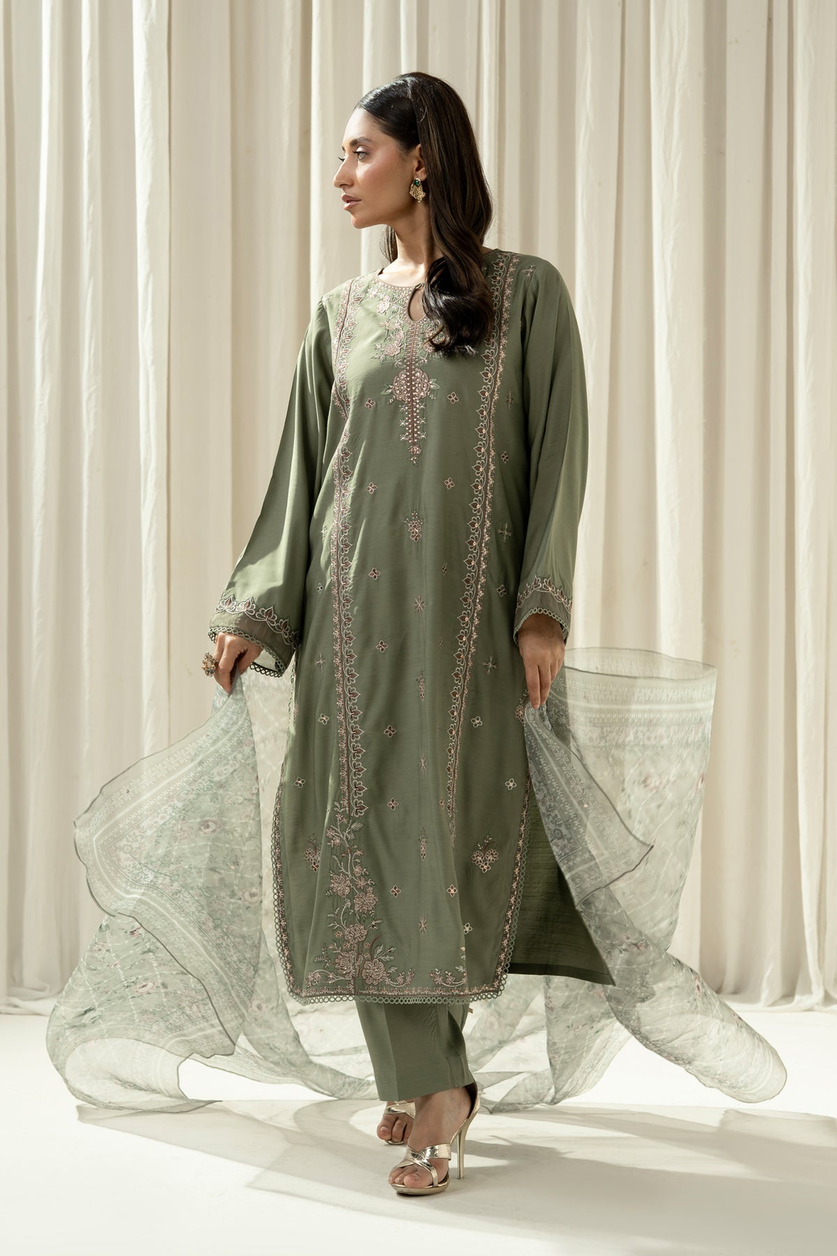 STITCHED 3 PIECE SUIT