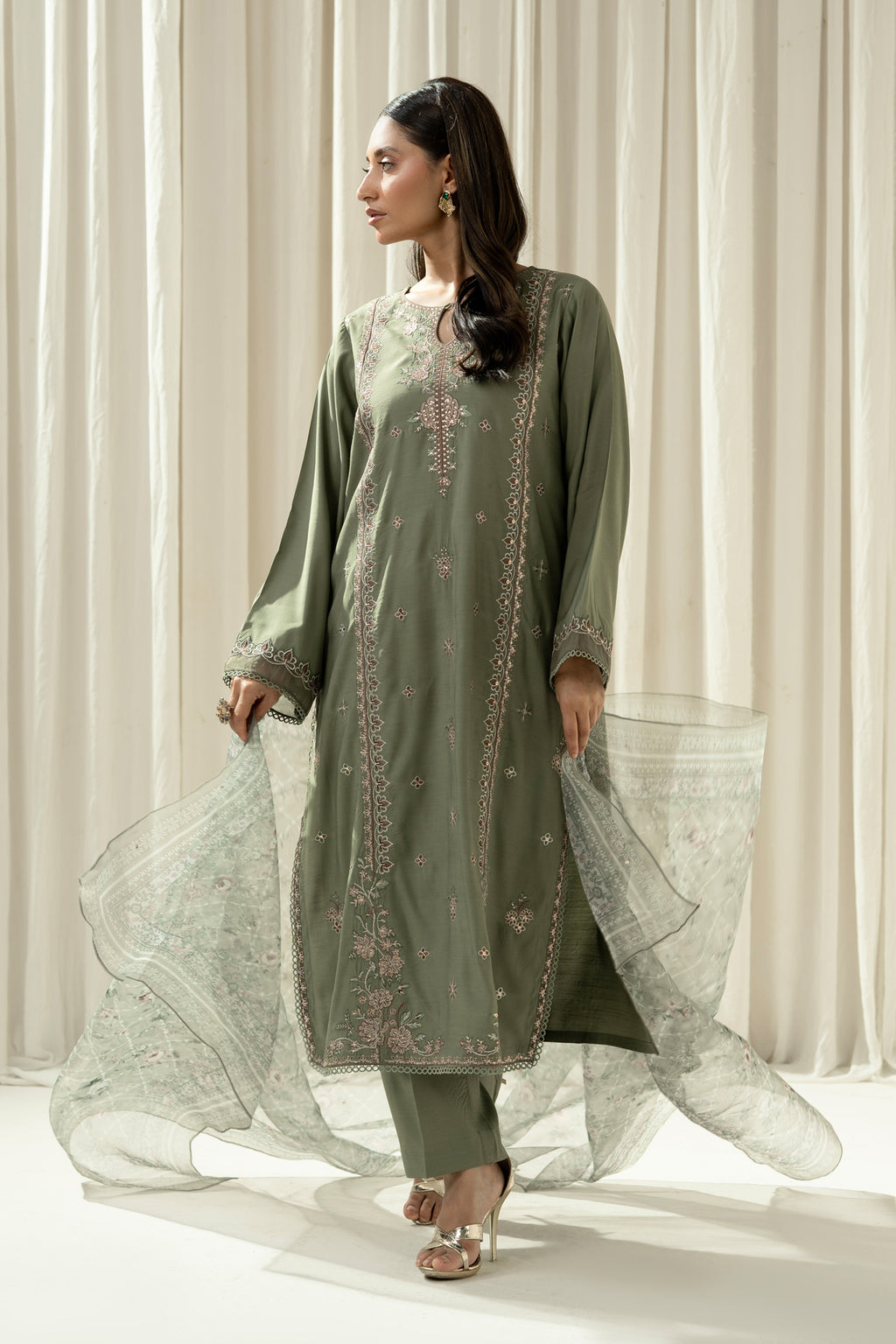 EMBROIDERED RAW SILK STITCHED 3 PIECE SUIT