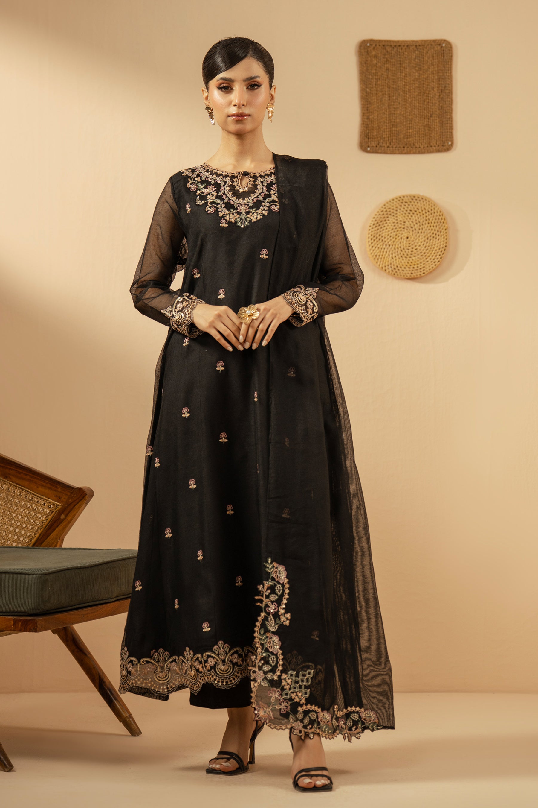 EMBROIDERED KHAADI NET STITCHED 3 PIECE SUIT