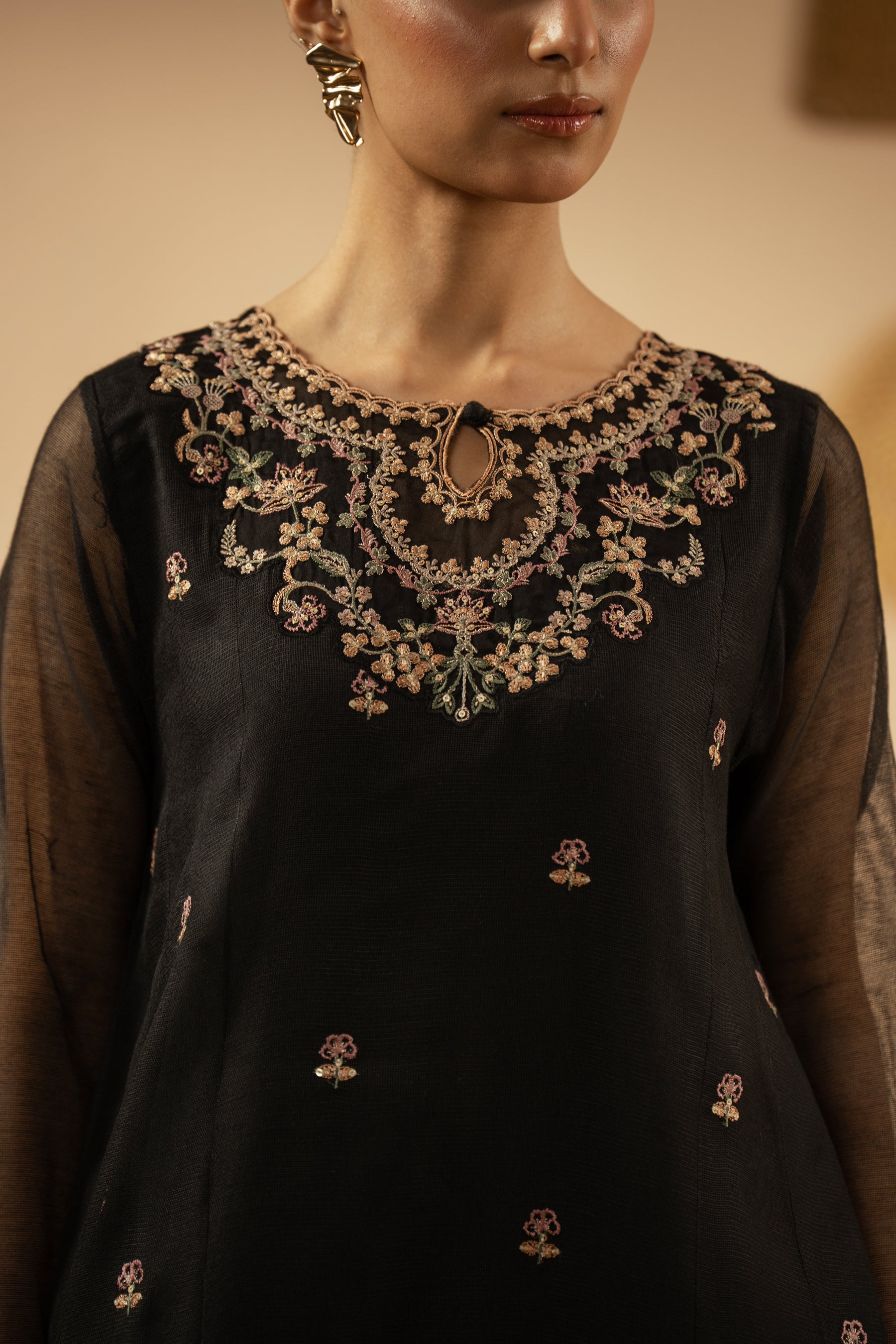 EMBROIDERED KHAADI NET STITCHED 3 PIECE SUIT