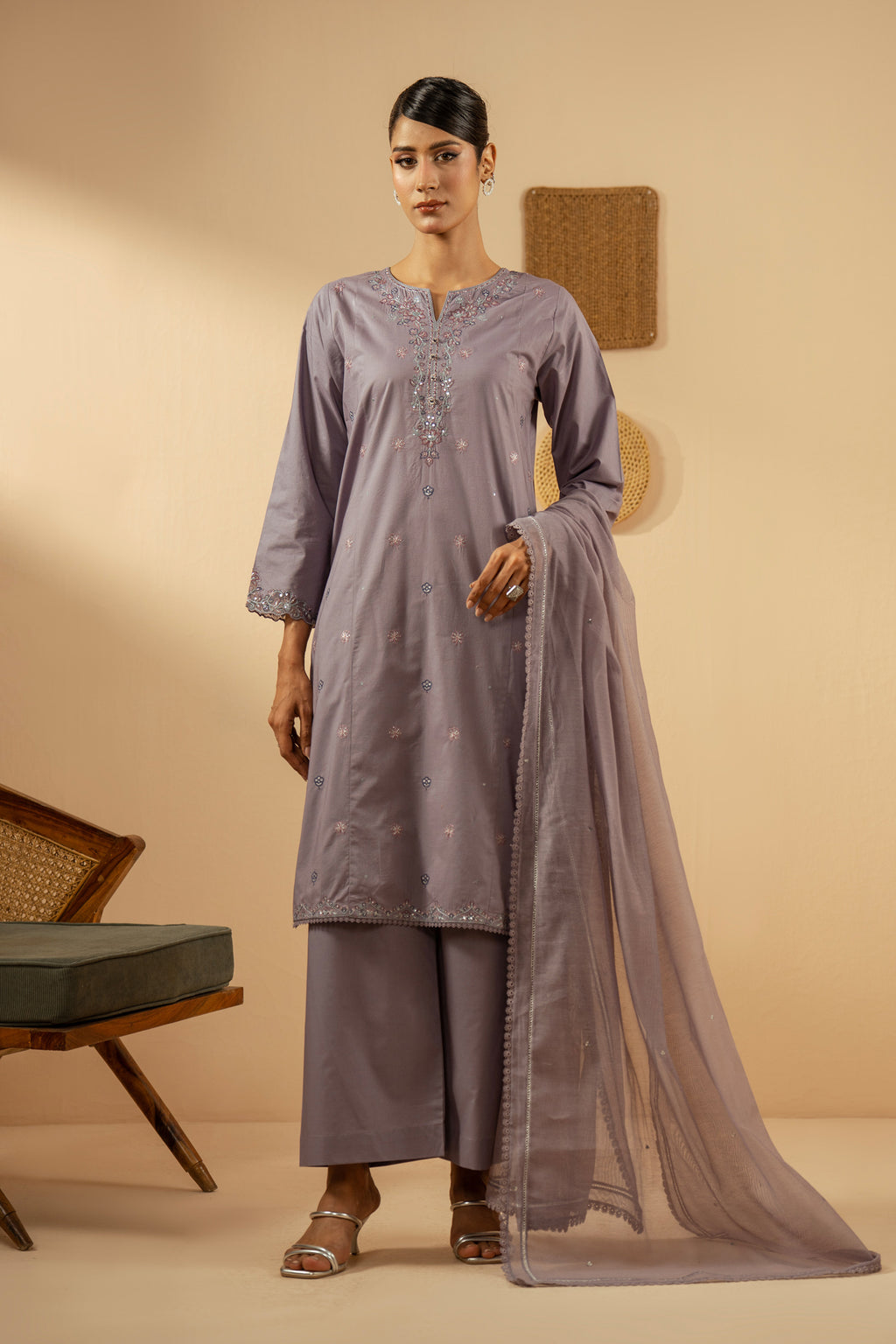 EMBROIDERED CAMBRIC STITCHED 3 PIECE SUIT