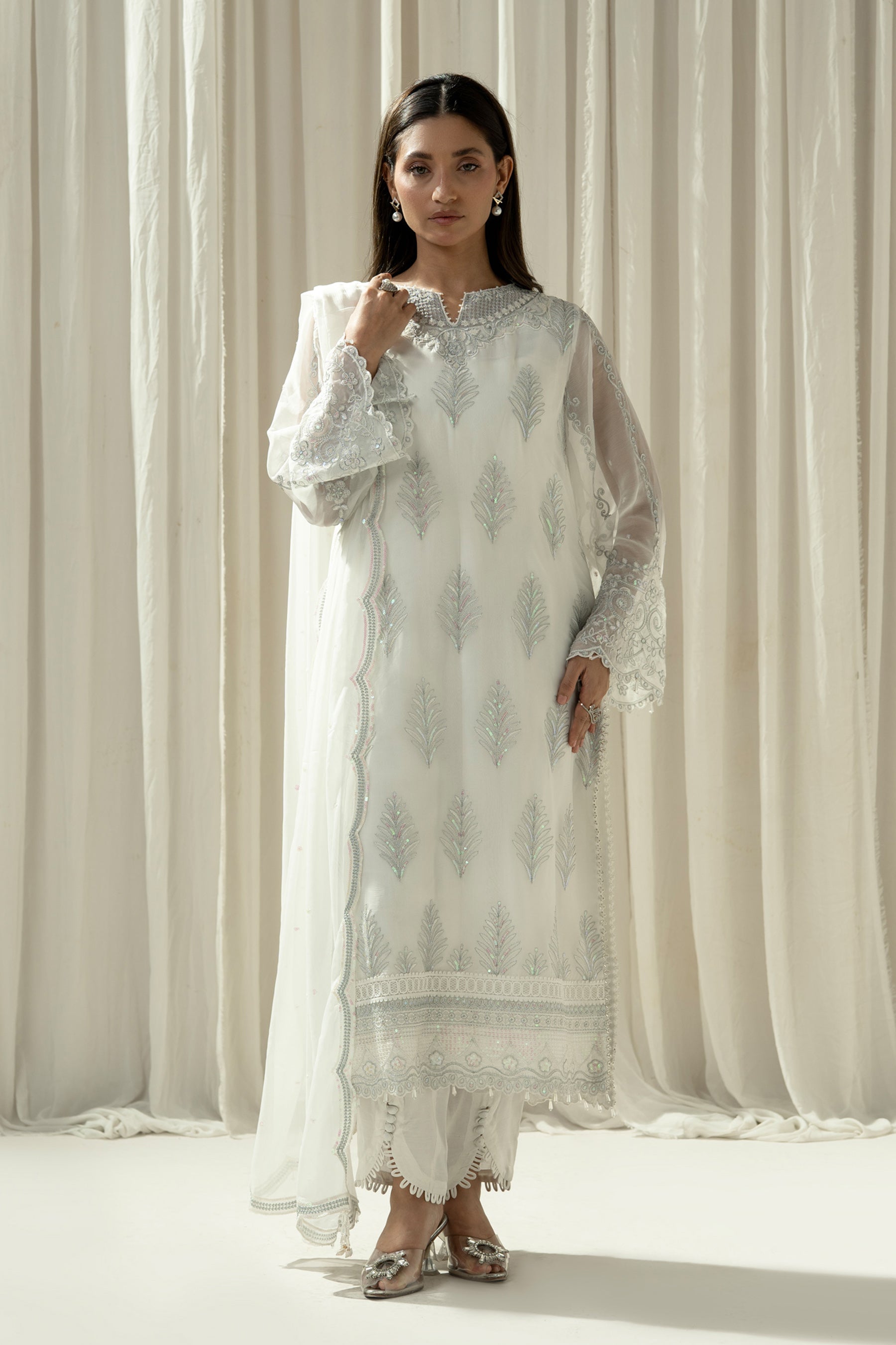 EMBROIDERED CHIFFON STITCHED 3 PIECE SUIT
