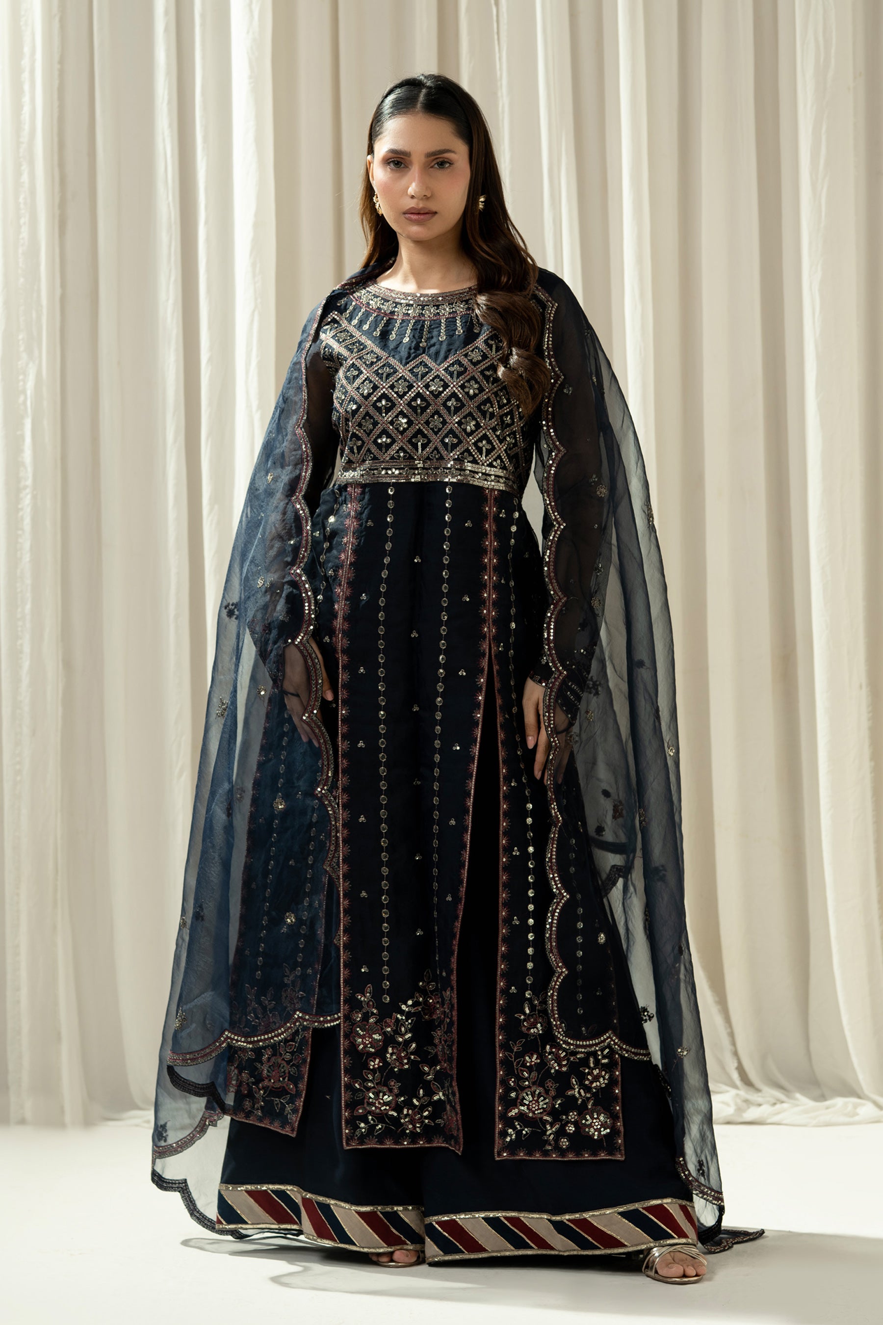 EMBROIDERED ORGANZA STITCHED 3 PIECE SUIT