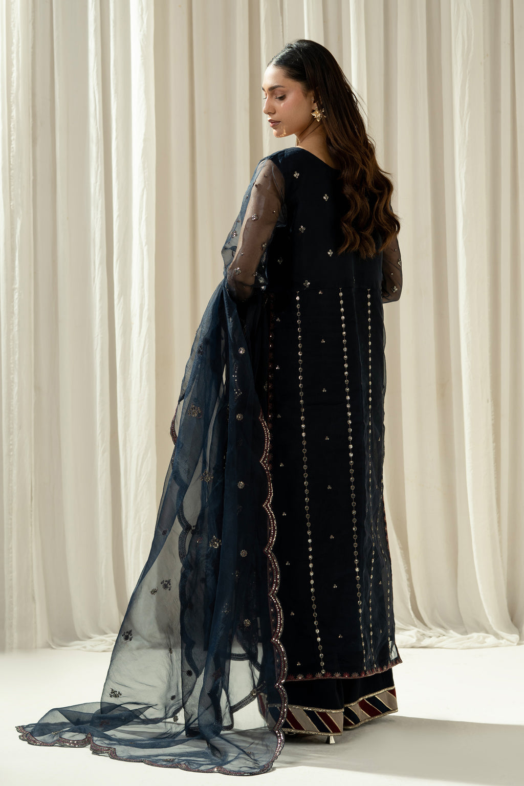 EMBROIDERED ORGANZA STITCHED 3 PIECE SUIT