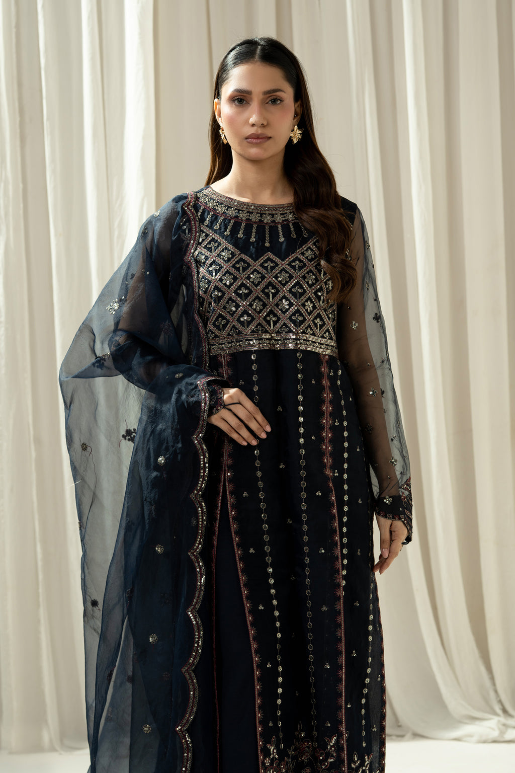 EMBROIDERED ORGANZA STITCHED 3 PIECE SUIT