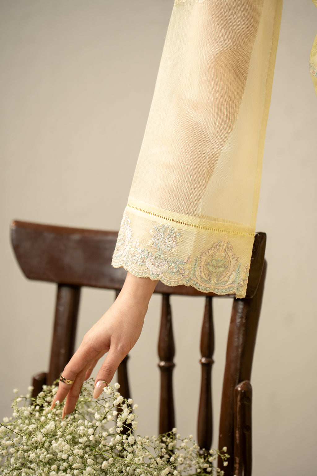 EMBROIDERED KHADDI NET STITCHED 3 PIECE SUIT