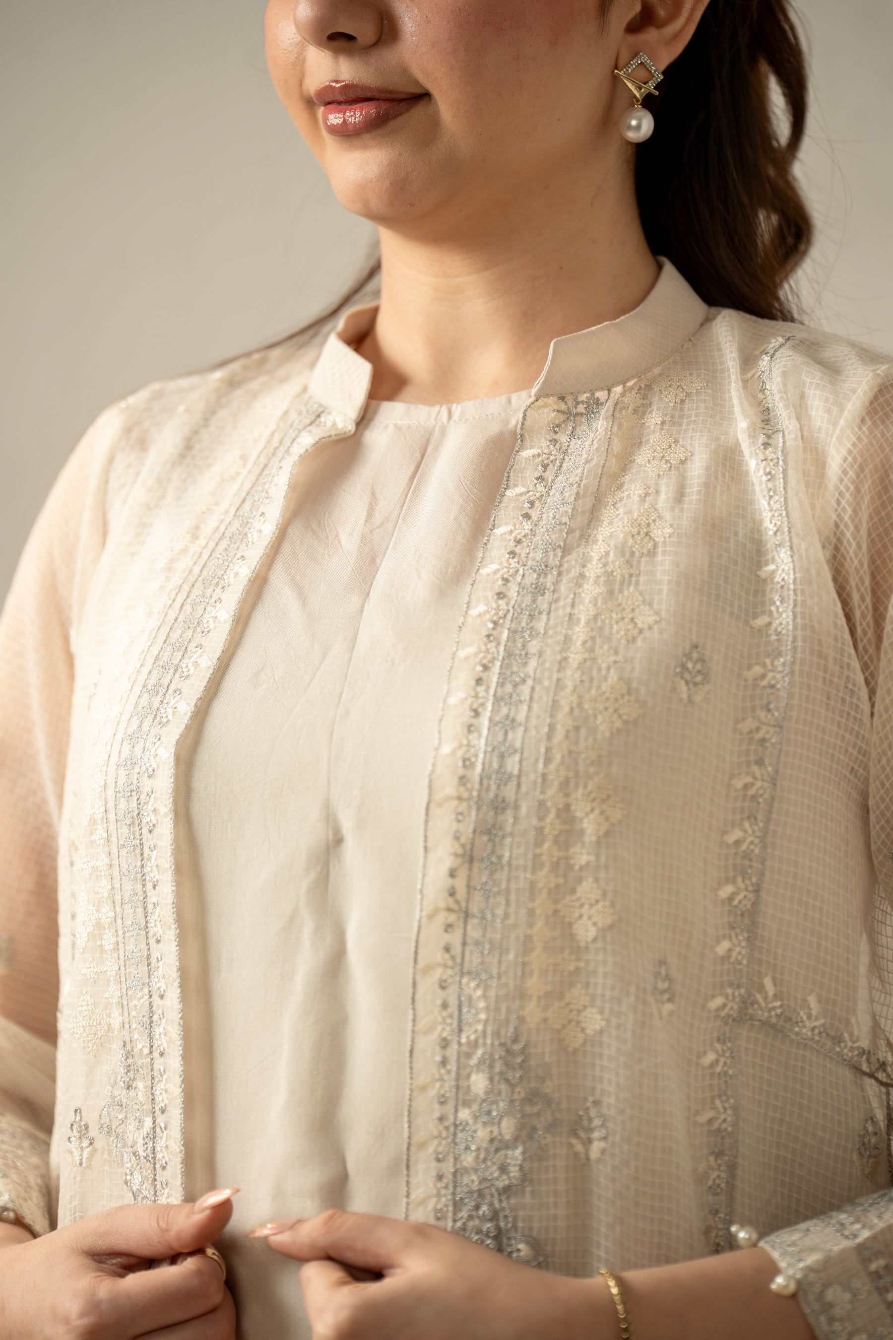 EMBROIDERED ORGANZA STITCHED 3 PIECE SUIT