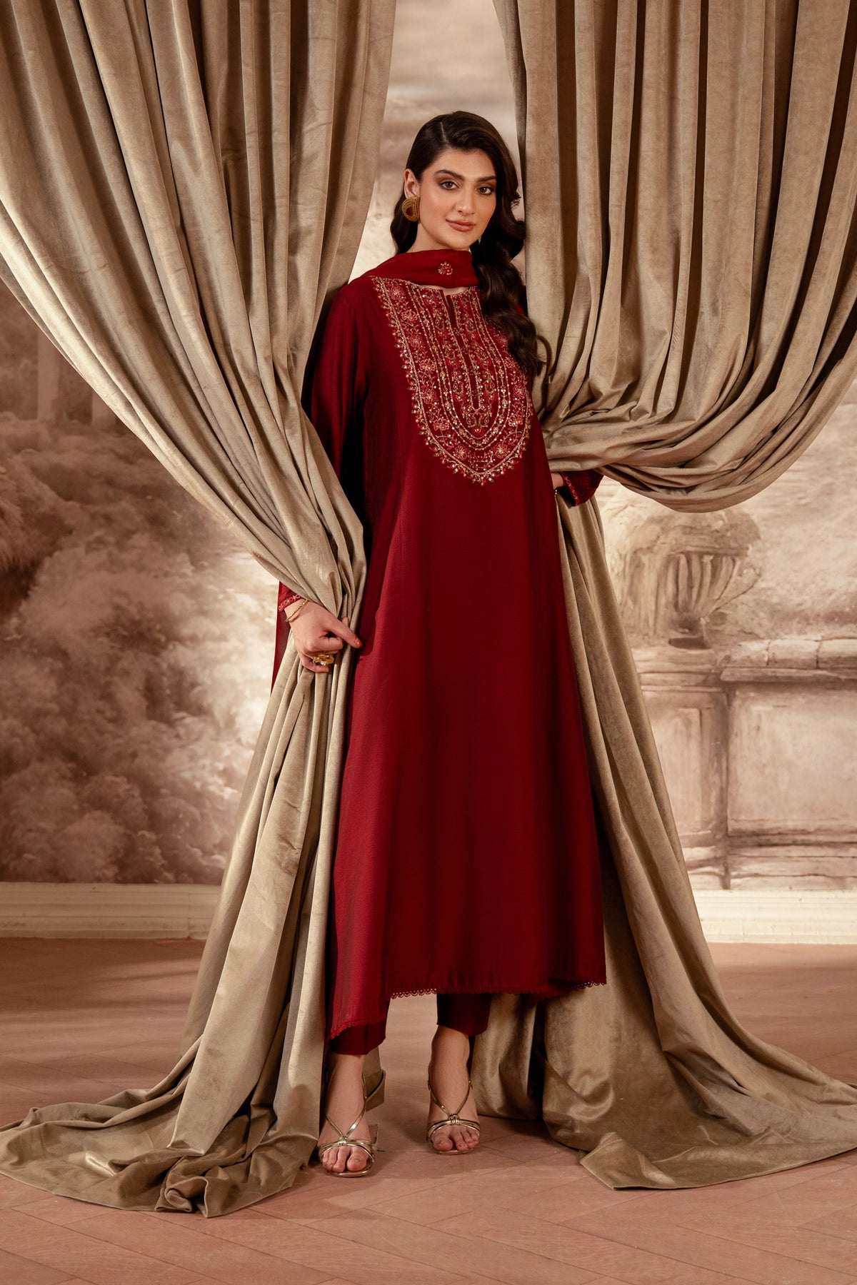STITCHED 3 PIECE SUIT
