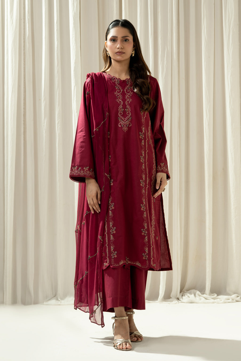 EMBROIDERED CAMBRIC STITCHED 3 PIECE SUIT