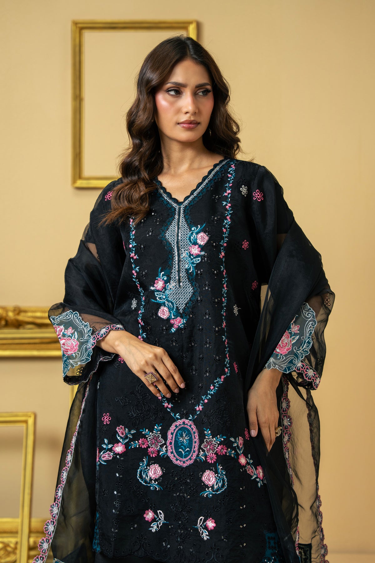 Stitched 3-Piece