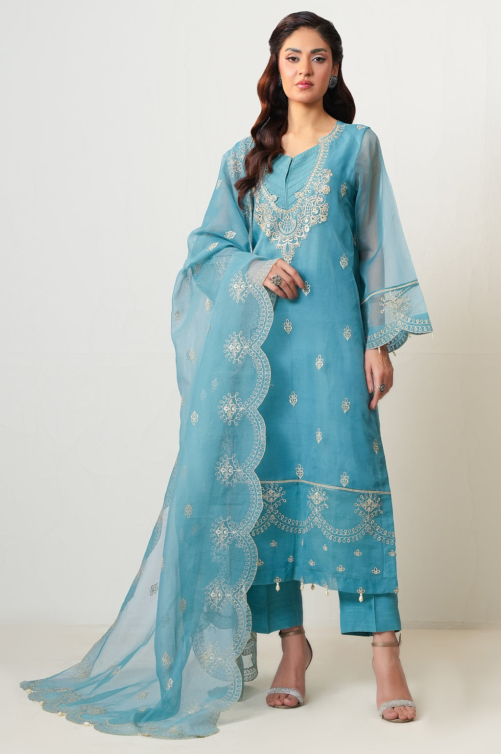 UNSTITCHED EMBROIDERED SUIT