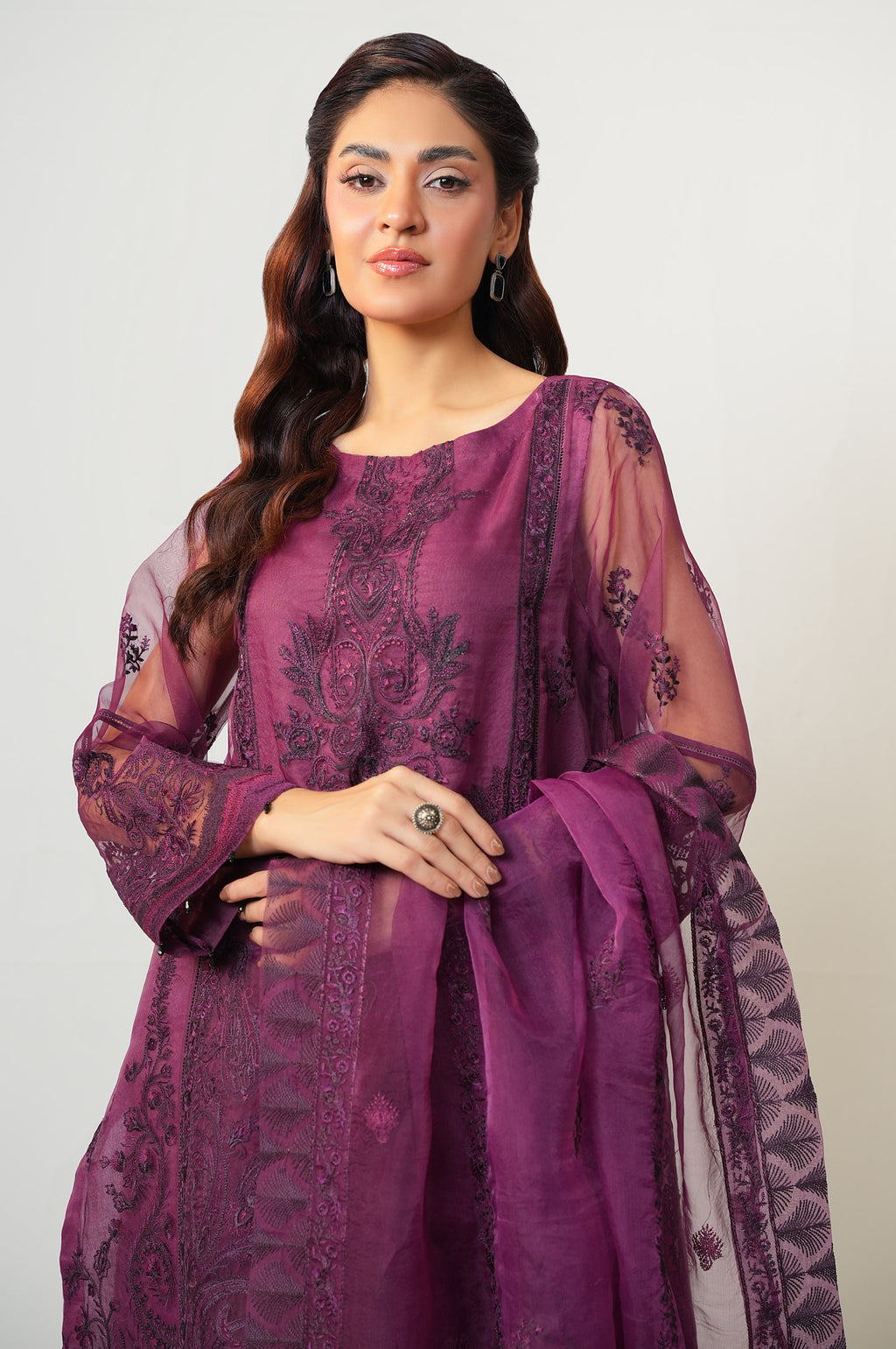 UNSTITCHED EMBROIDERED SUIT