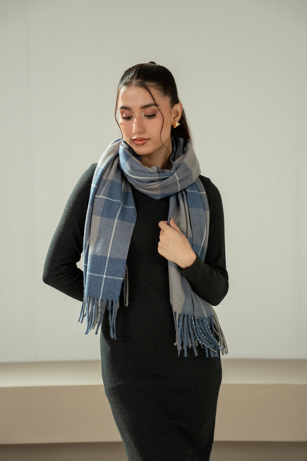 YARN DYED MUFFLER