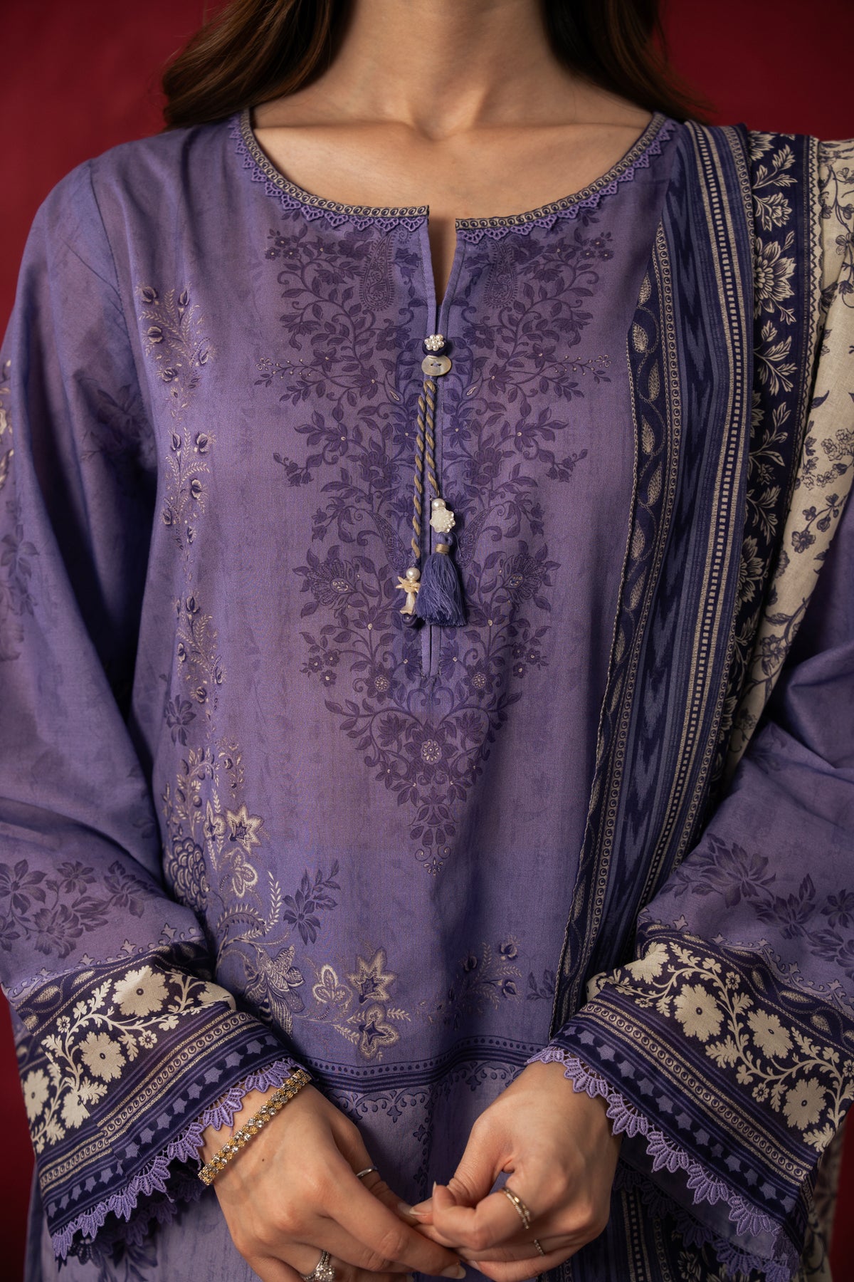 Elegant lavender unstitched 3-piece printed lawn suit featuring a lightweight floral dupatta and matching trouser fabric