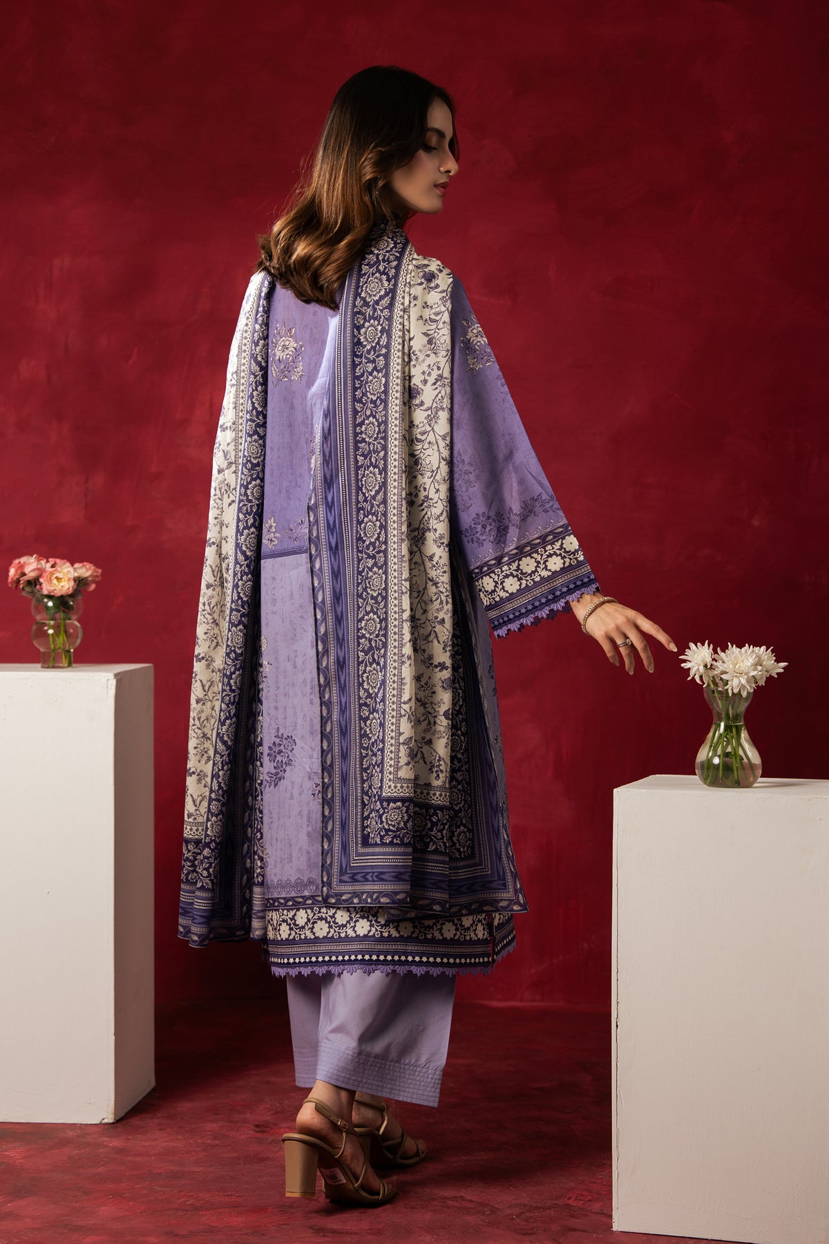 Elegant lavender unstitched 3-piece printed lawn suit featuring a lightweight floral dupatta and matching trouser fabric