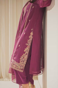 EMBROIDERED KHADDI NET STITCHED 3 PIECE SUIT
