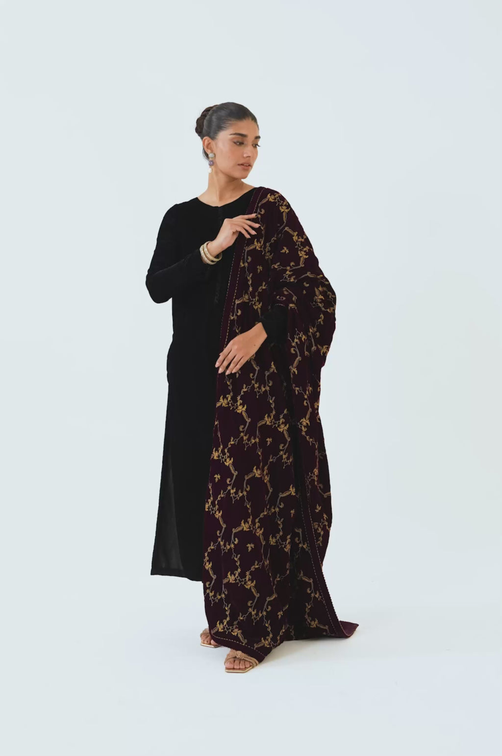 Embroidered Velvet Shawl - Brownish Purple