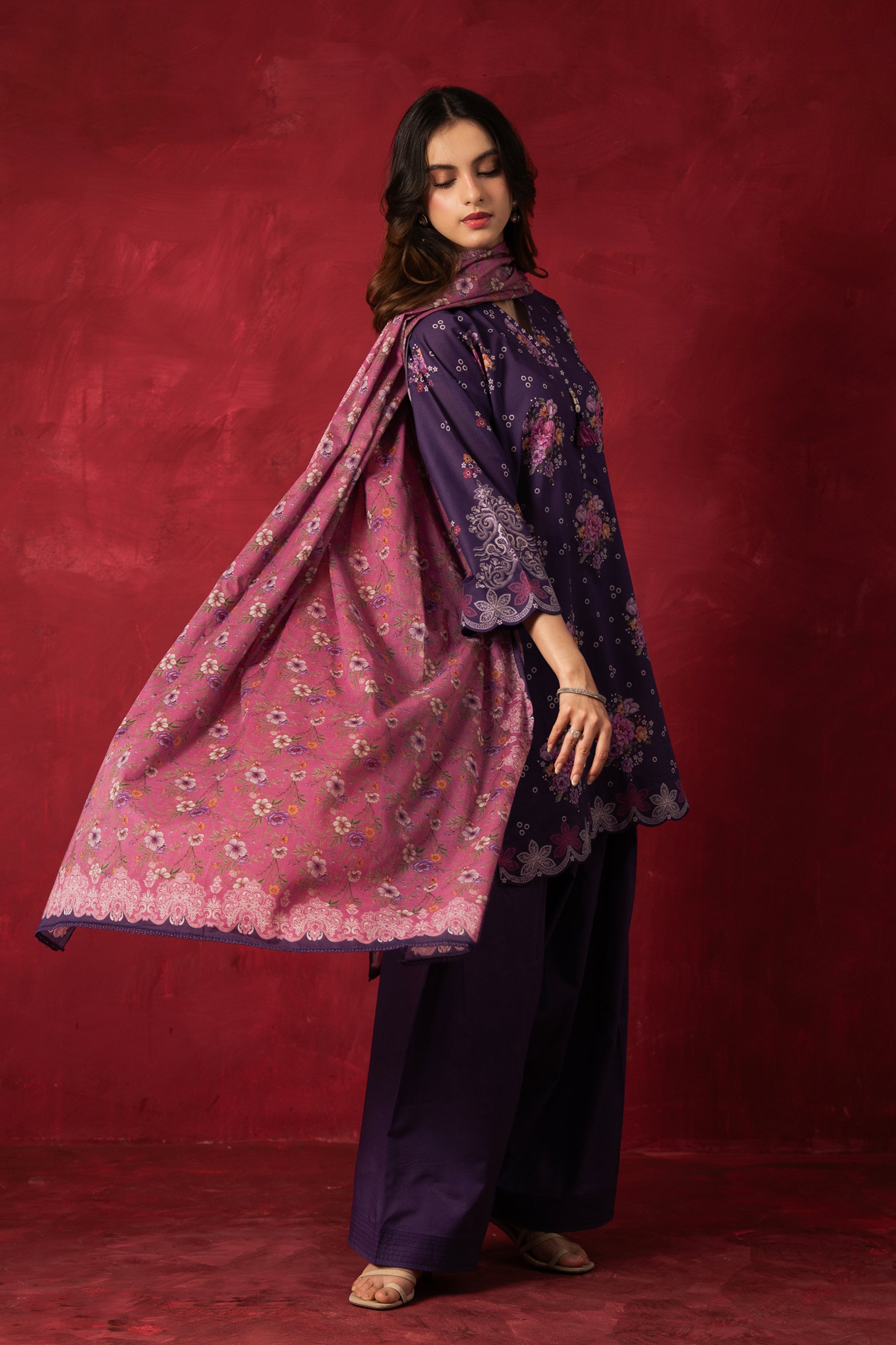 Rich purple unstitched 3-piece printed lawn ladies' suit optimized for customizable heritage tailoring