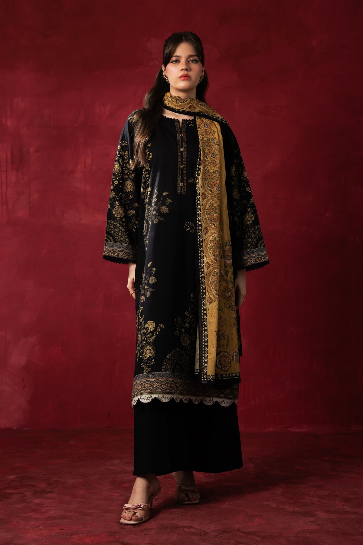 Timeless jet black printed lawn 3-piece unstitched traditional suit presenting sharp minimalist floral motifs