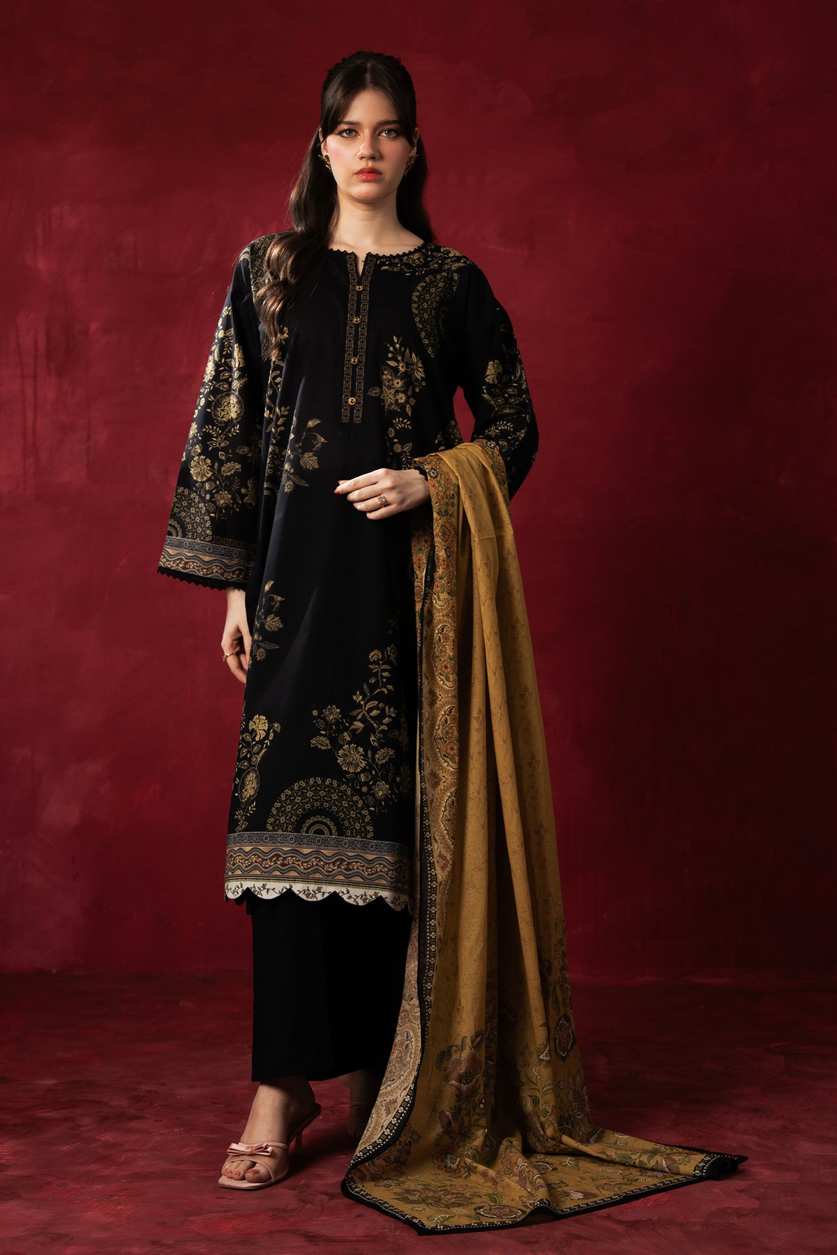Timeless jet black printed lawn 3-piece unstitched traditional suit presenting sharp minimalist floral motifs