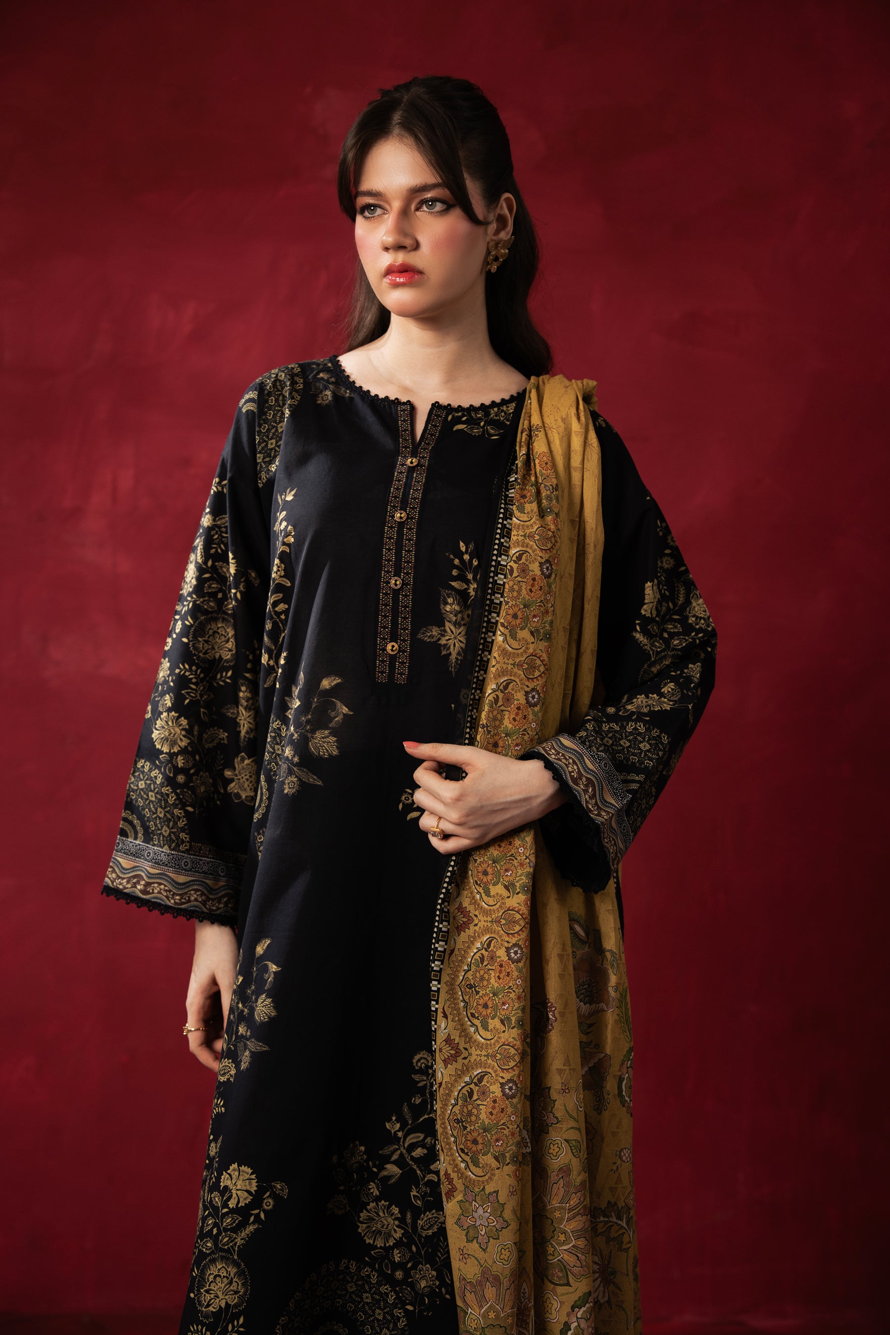 Timeless jet black printed lawn 3-piece unstitched traditional suit presenting sharp minimalist floral motifs