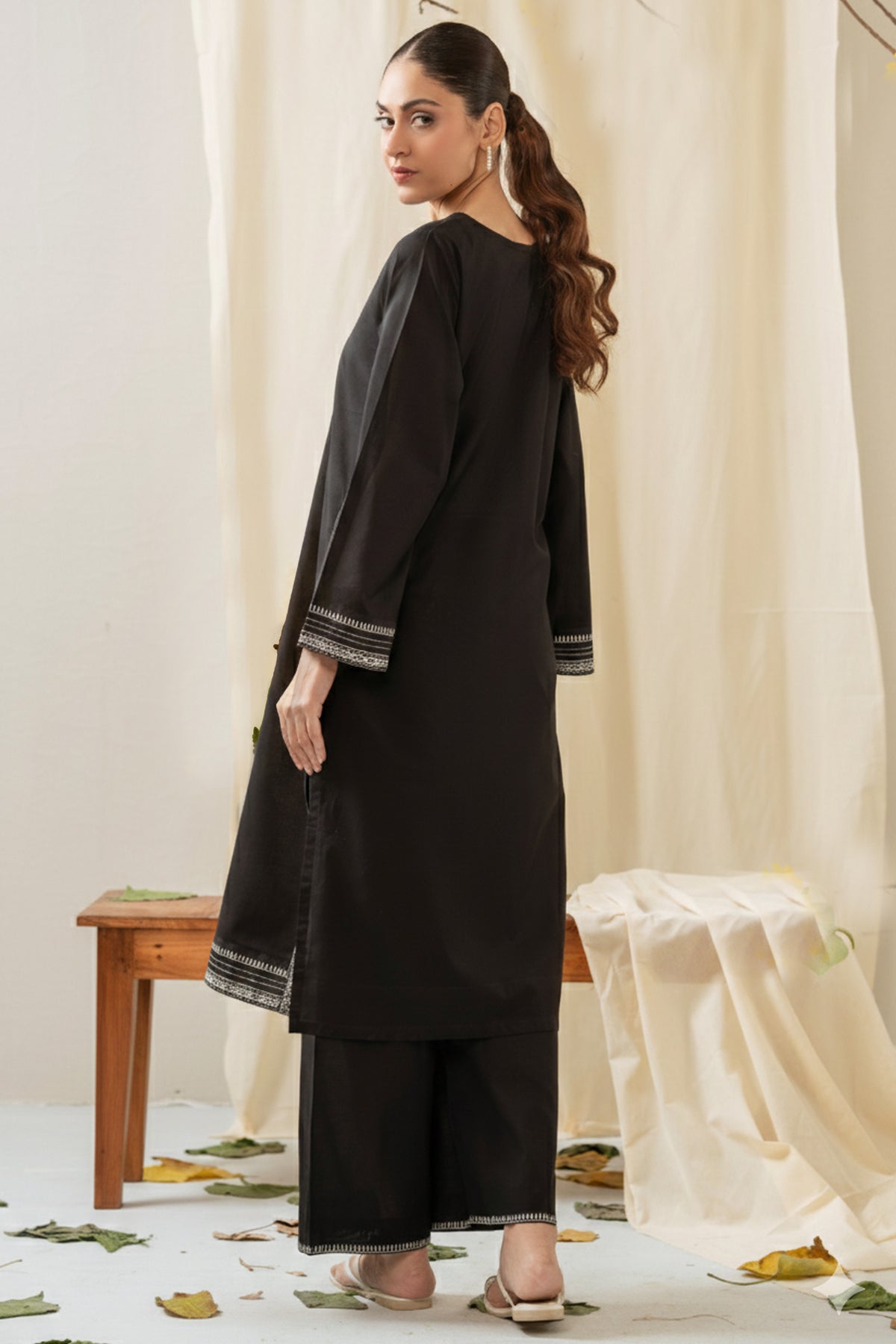 STITCHED 2 PIECE SUIT