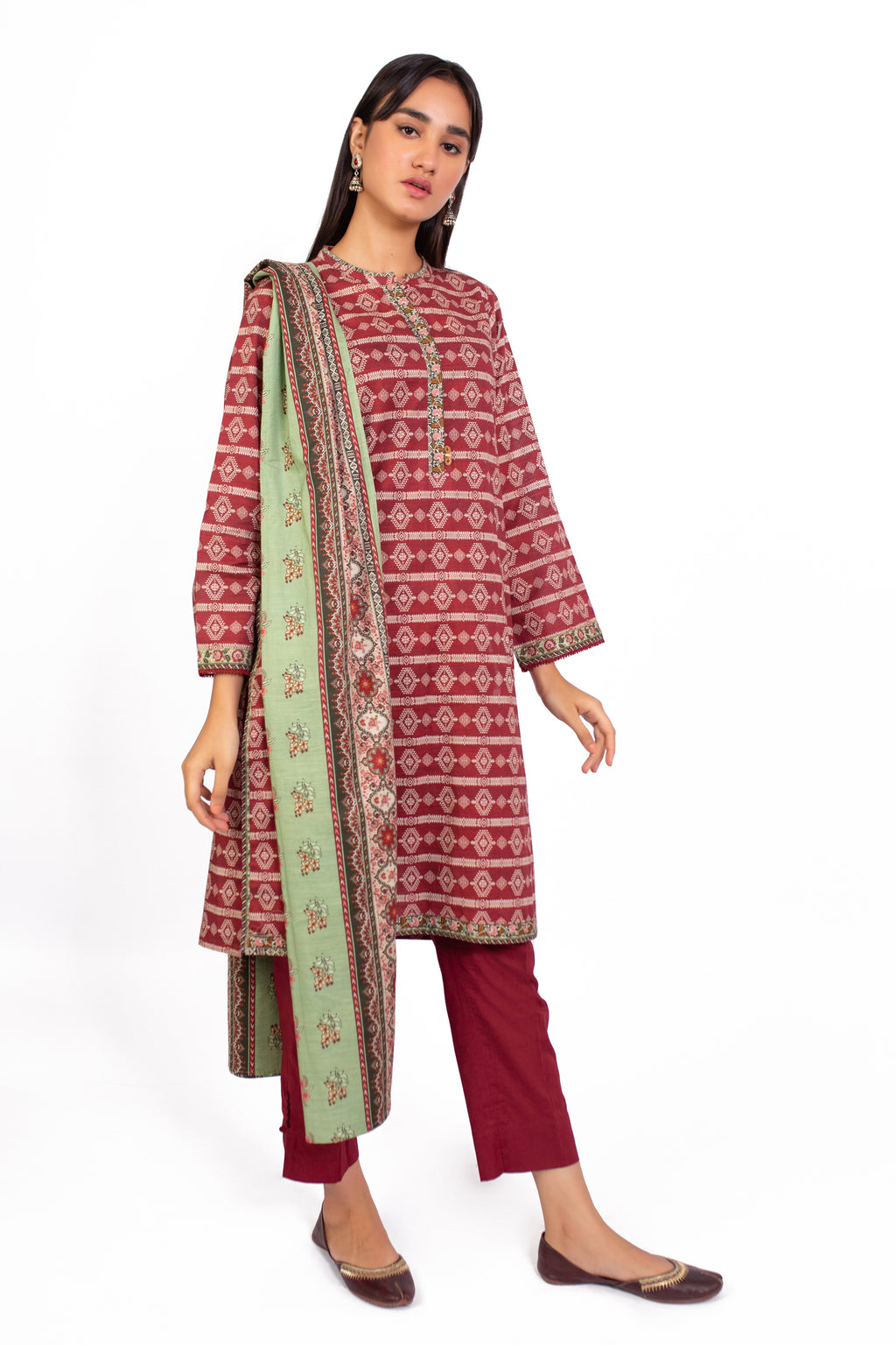 Stitched 3 Piece Printed Khaddar Suit