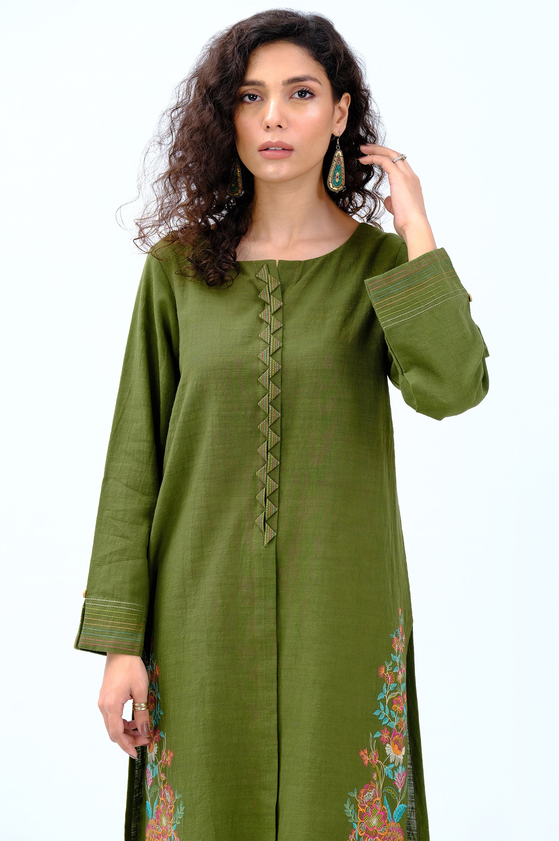 Stitched 1 Piece Embroidered Khaddar Shirt – Zeenwoman