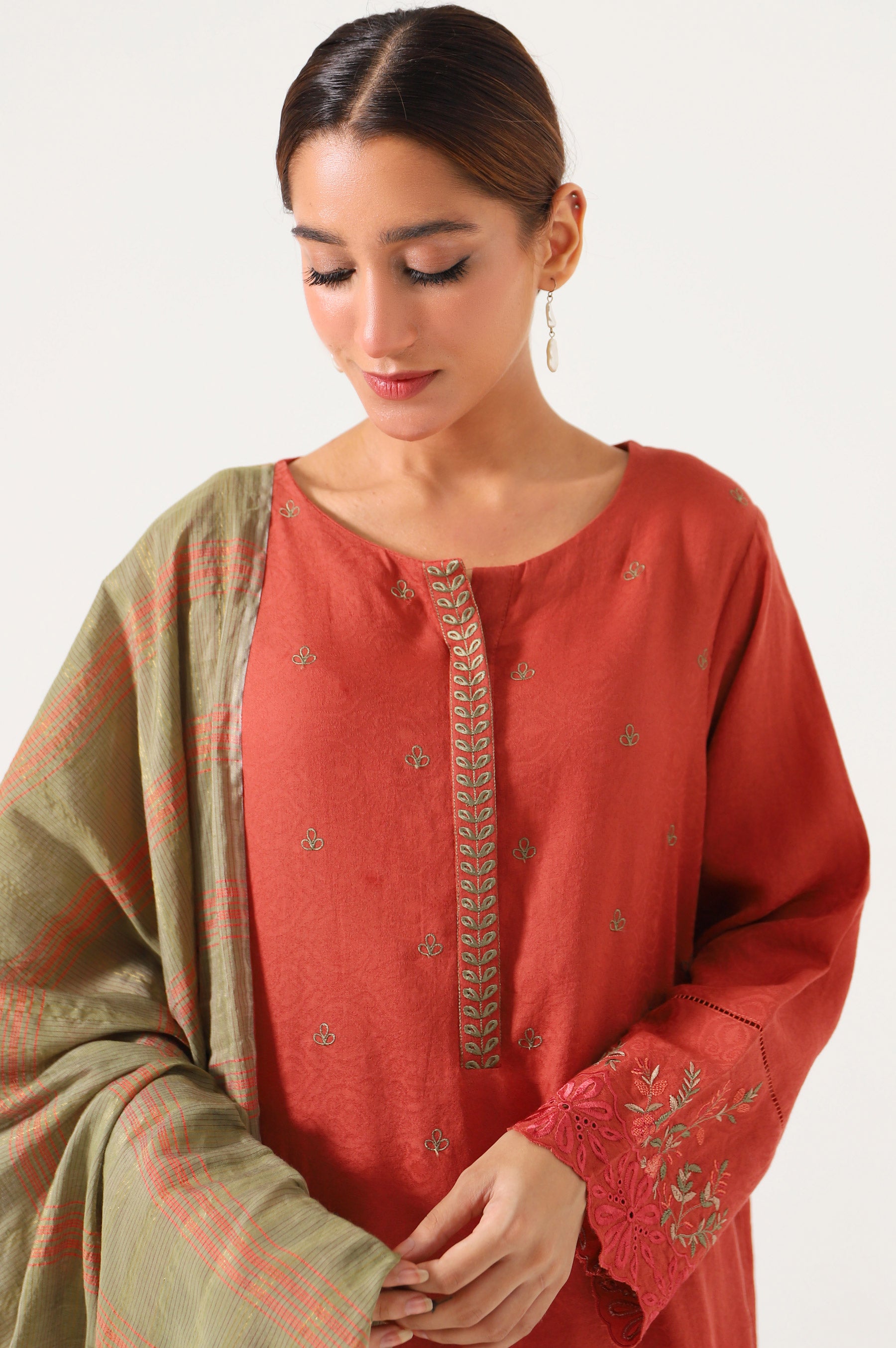 Jacquard Plunge Neckline Shorts Suit