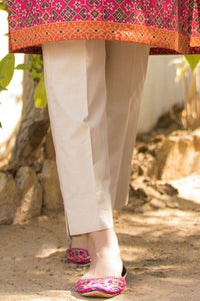 Basic Plain Cambric Cigarette Pants  - Beige