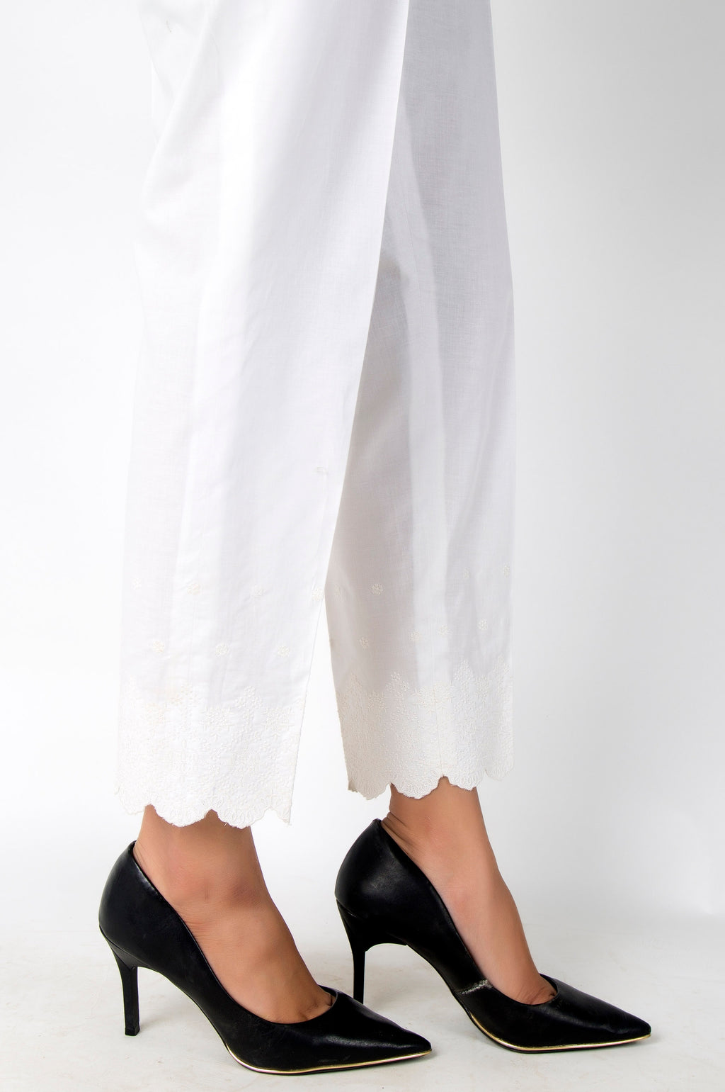 Embroidered Cambric Pants - White