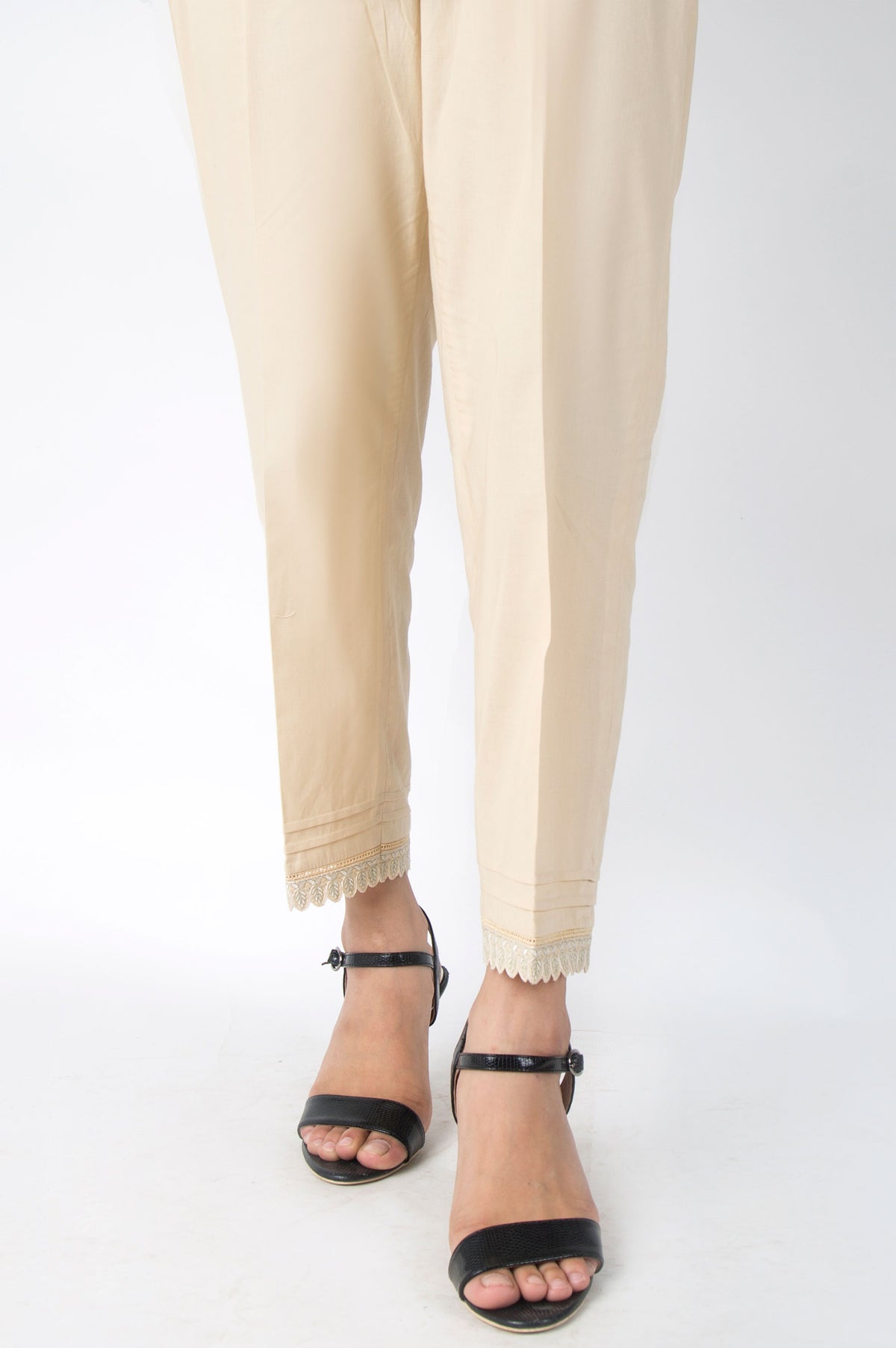 Embroidered Cambric Pants - Beige