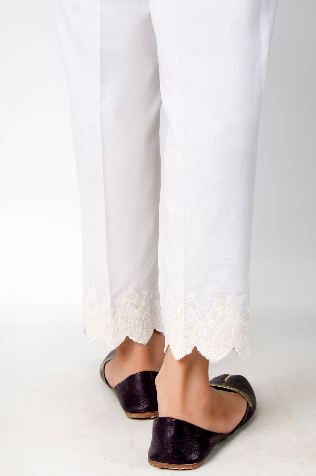 Embroidered Cambric Pants - Off White