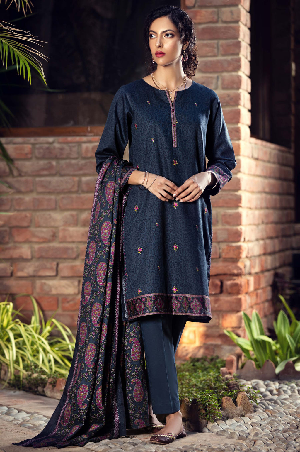 Unstitched 3 Piece Embroidered Cottel Suit