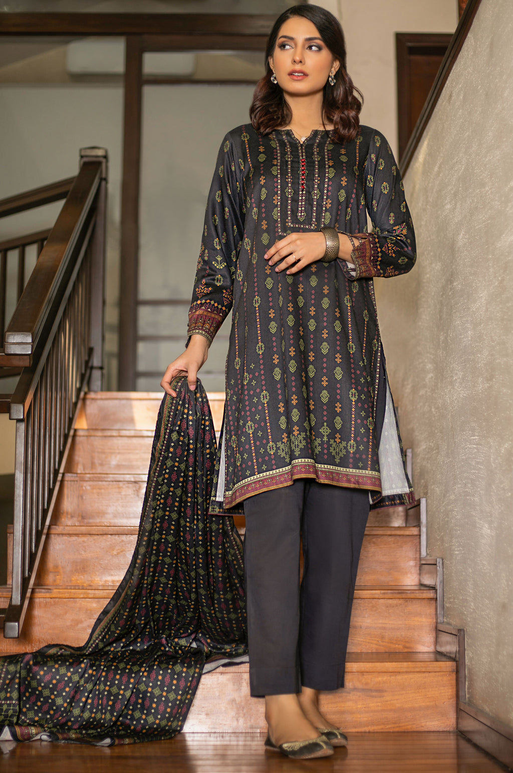 Unstitched 3 Piece Printed Linen Suit