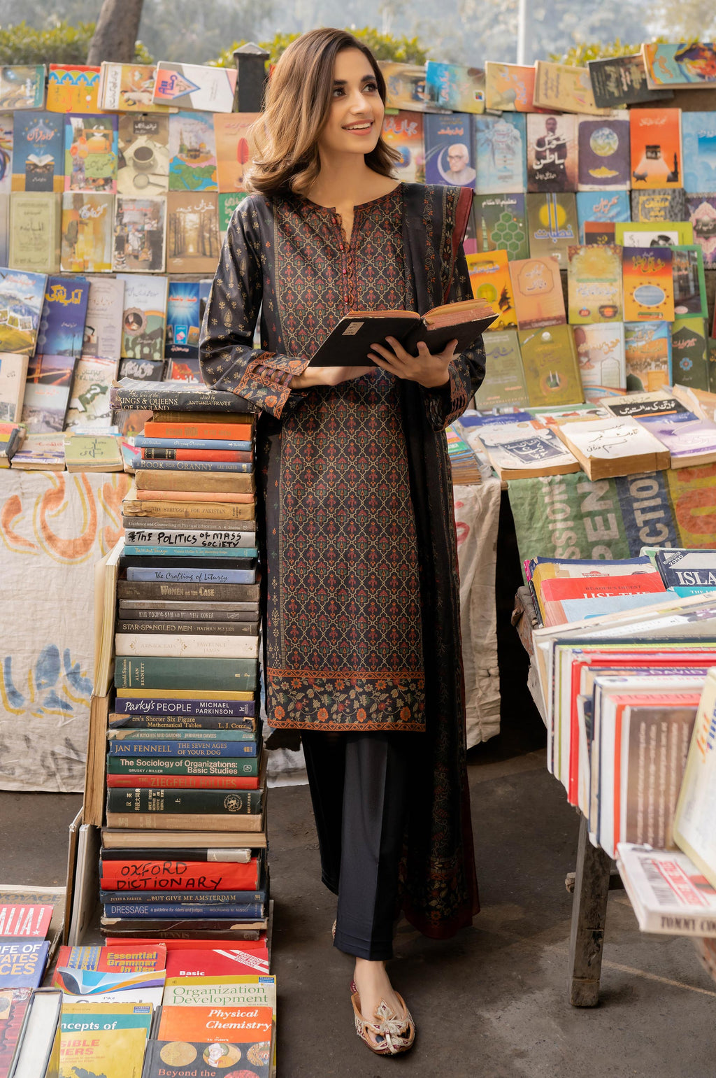 Unstitched 3 Piece Printed Lawn Suit with Printed Lawn Dupatta