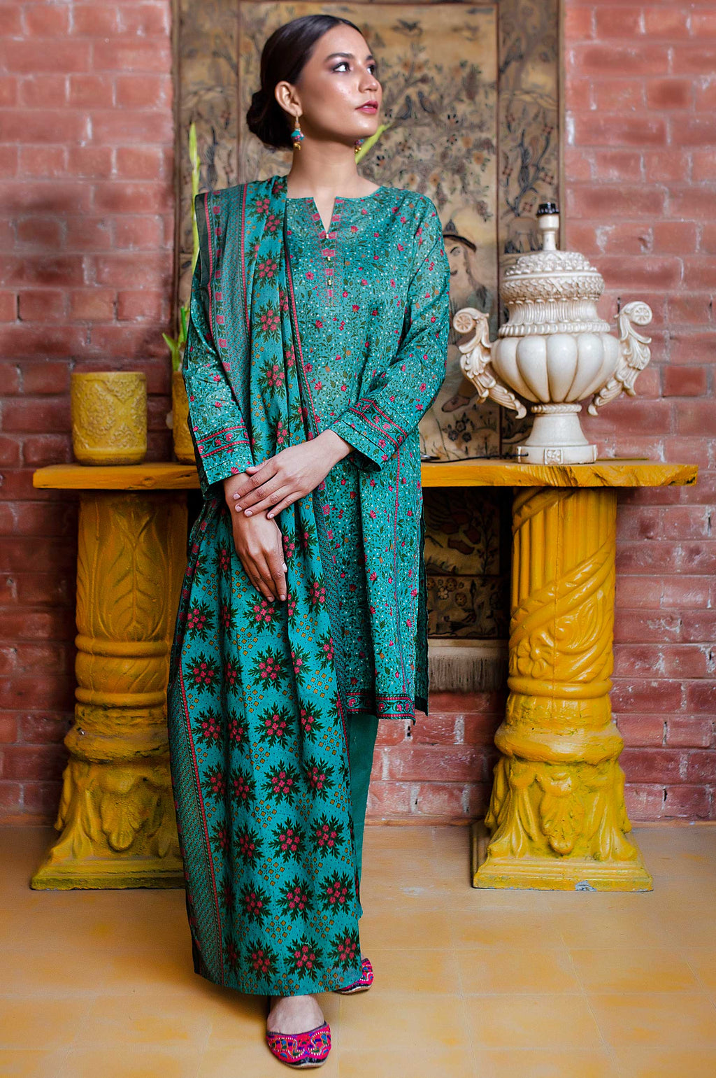Unstitched 3 Piece Printed Slub Lawn  Suit with Printed Lawn Dupata