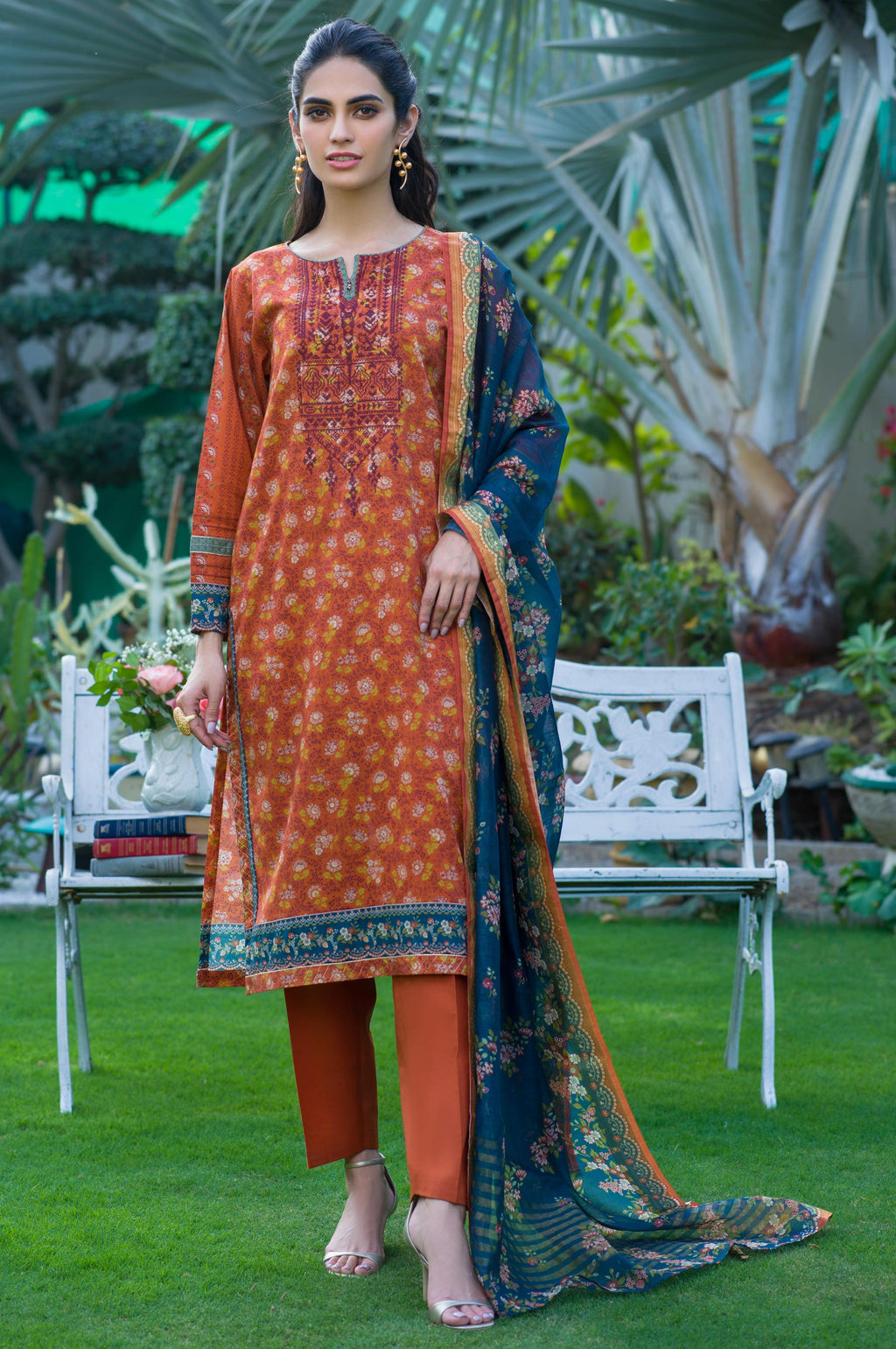 Unstitched 3 Piece Embroidered Lawn with Slub Organza Suit