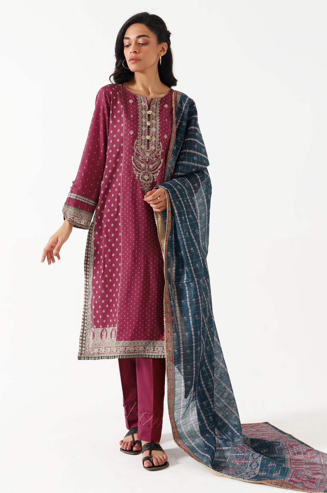 Stitched 3 Piece Embroidered Lawn with Checkered Organza Suit – Zeenwoman