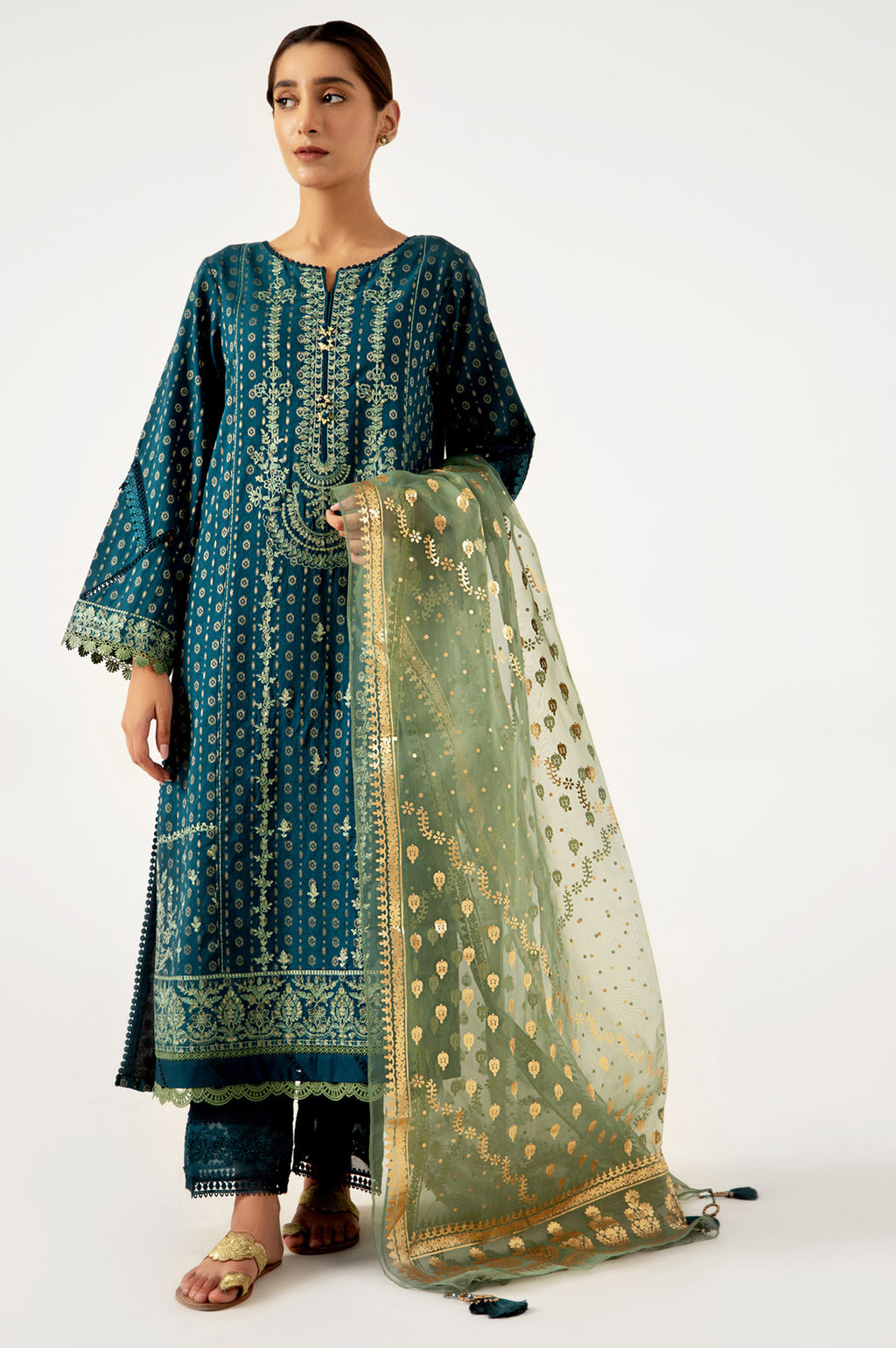 Unstitched 3 Piece Maysuri Jacquard Suit