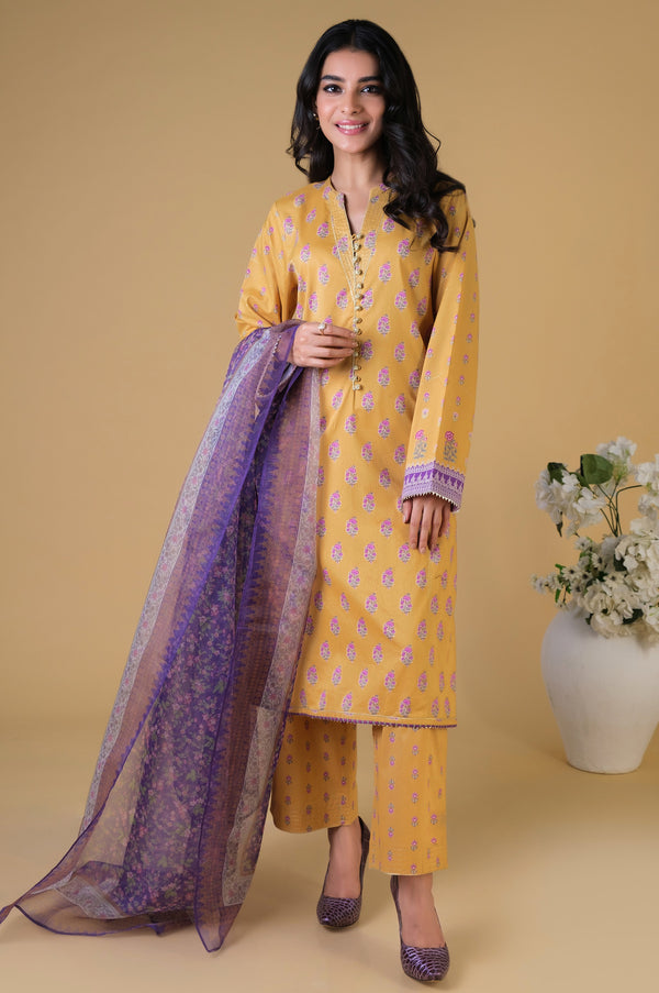 Unstitched 3 Piece Printed Cambric Suit