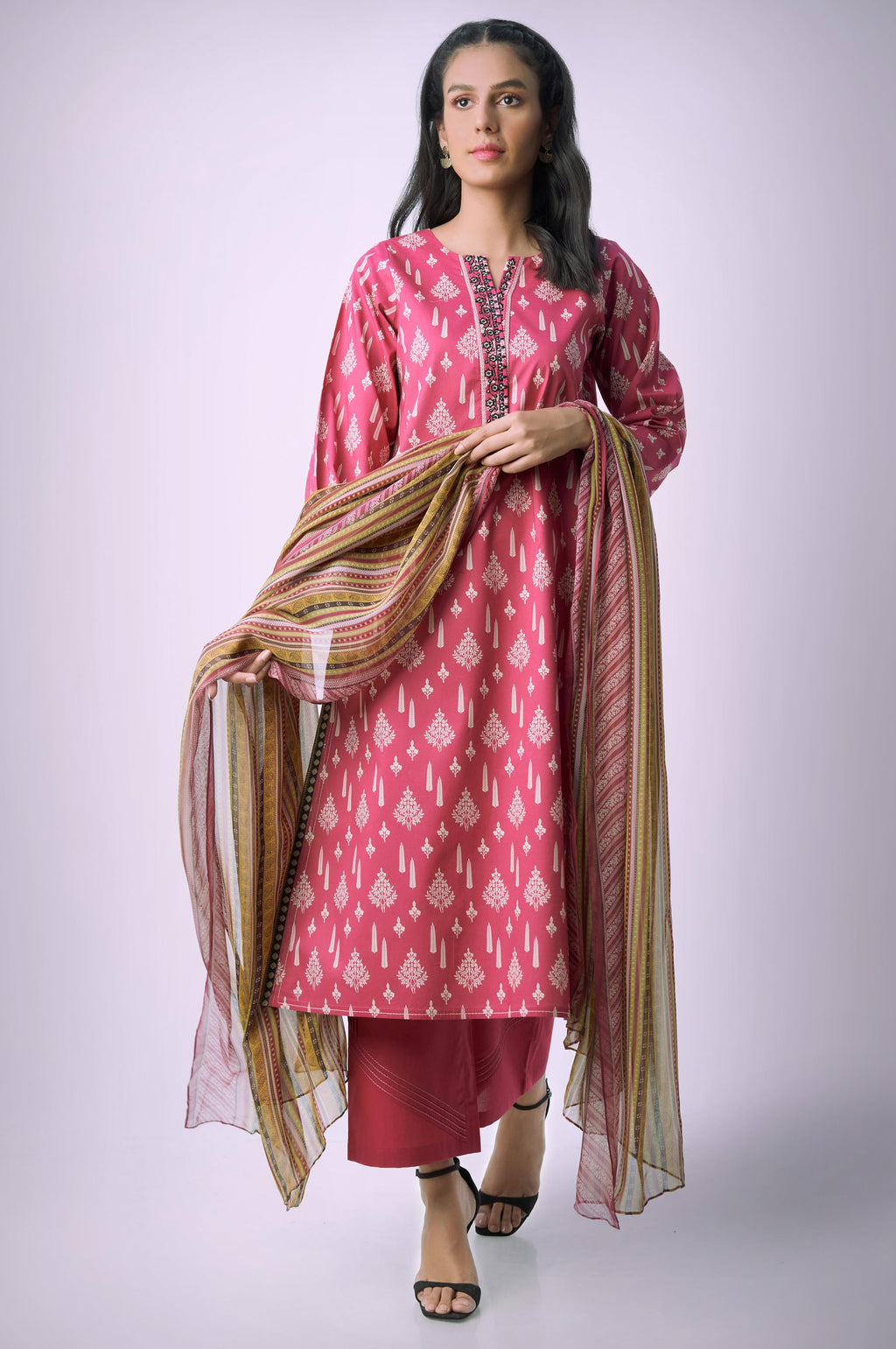 Unstitched 3 Piece Printed Lawn Shirt with Chiffon Dupatta