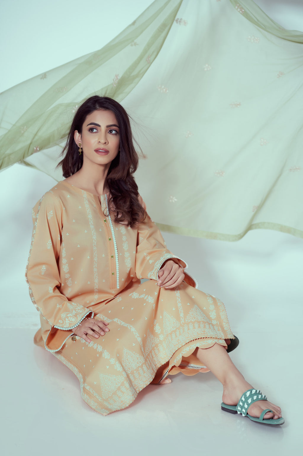 Unstitched 3 Piece Puff Printed Lawn Suit