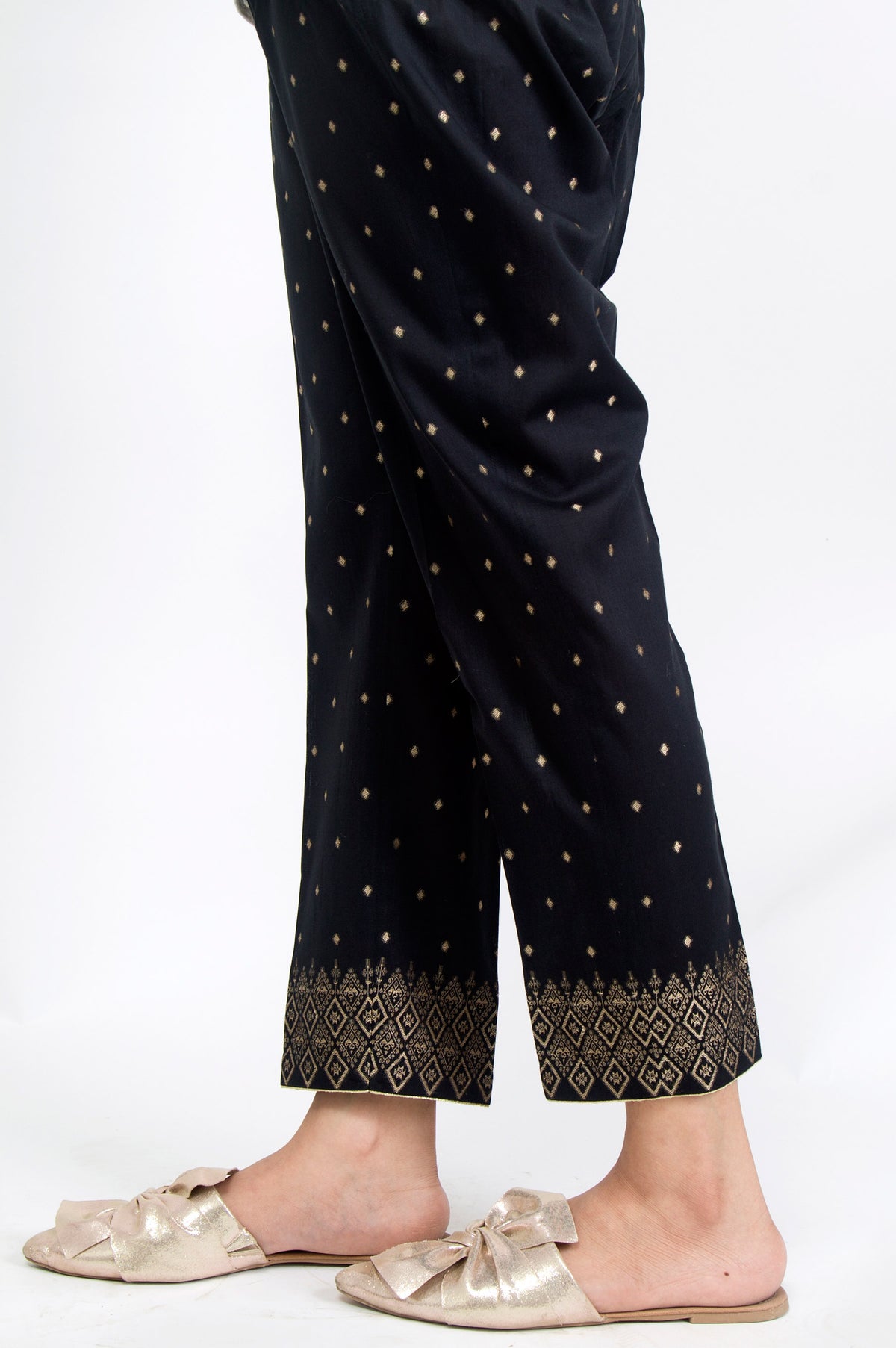 Jacquard Embroidered Cigarette Pants