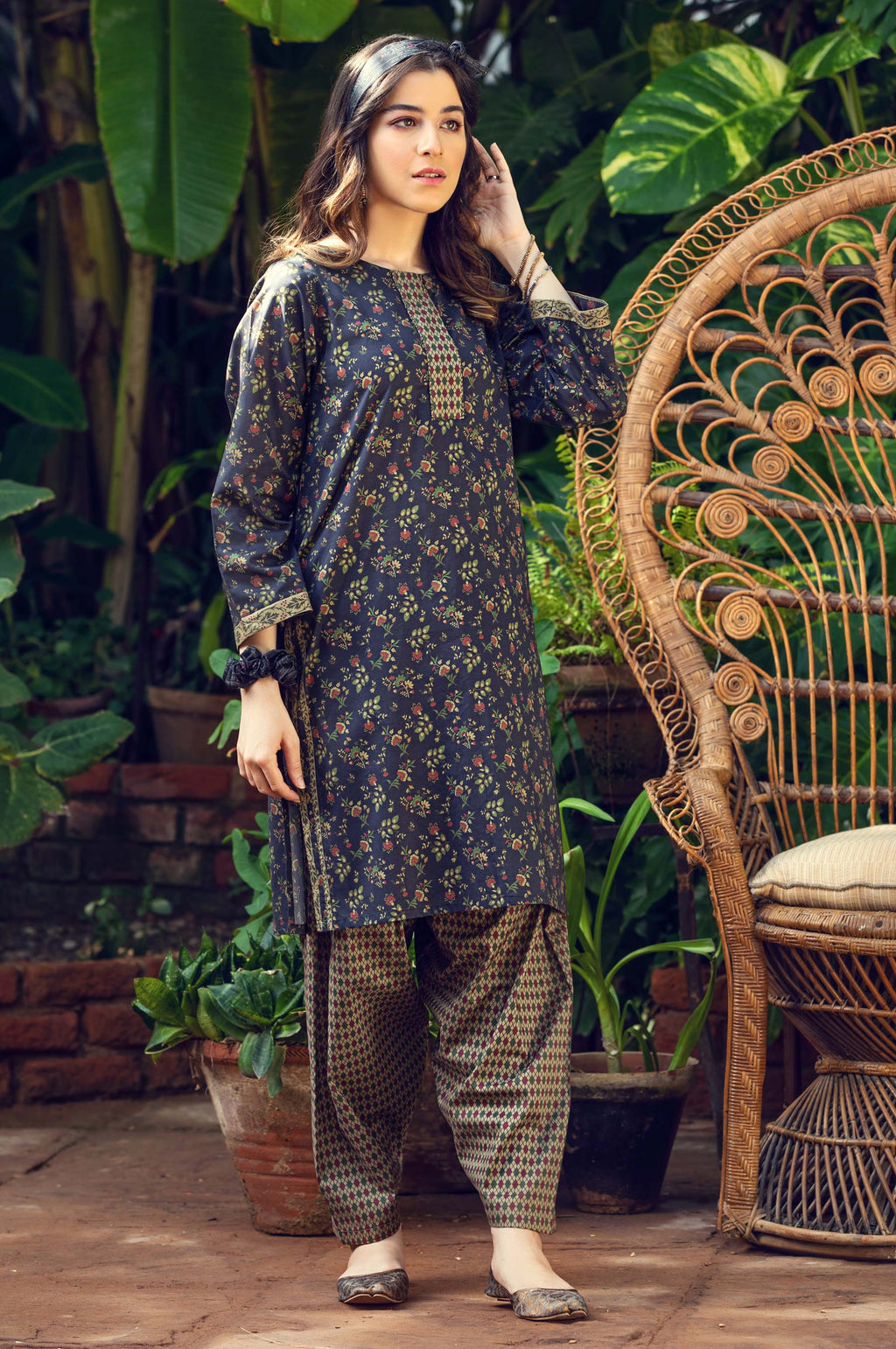 Stitched 2 Piece Printed Cambric Suit