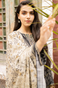 Stitched 3 Piece Printed Khaddar Suit