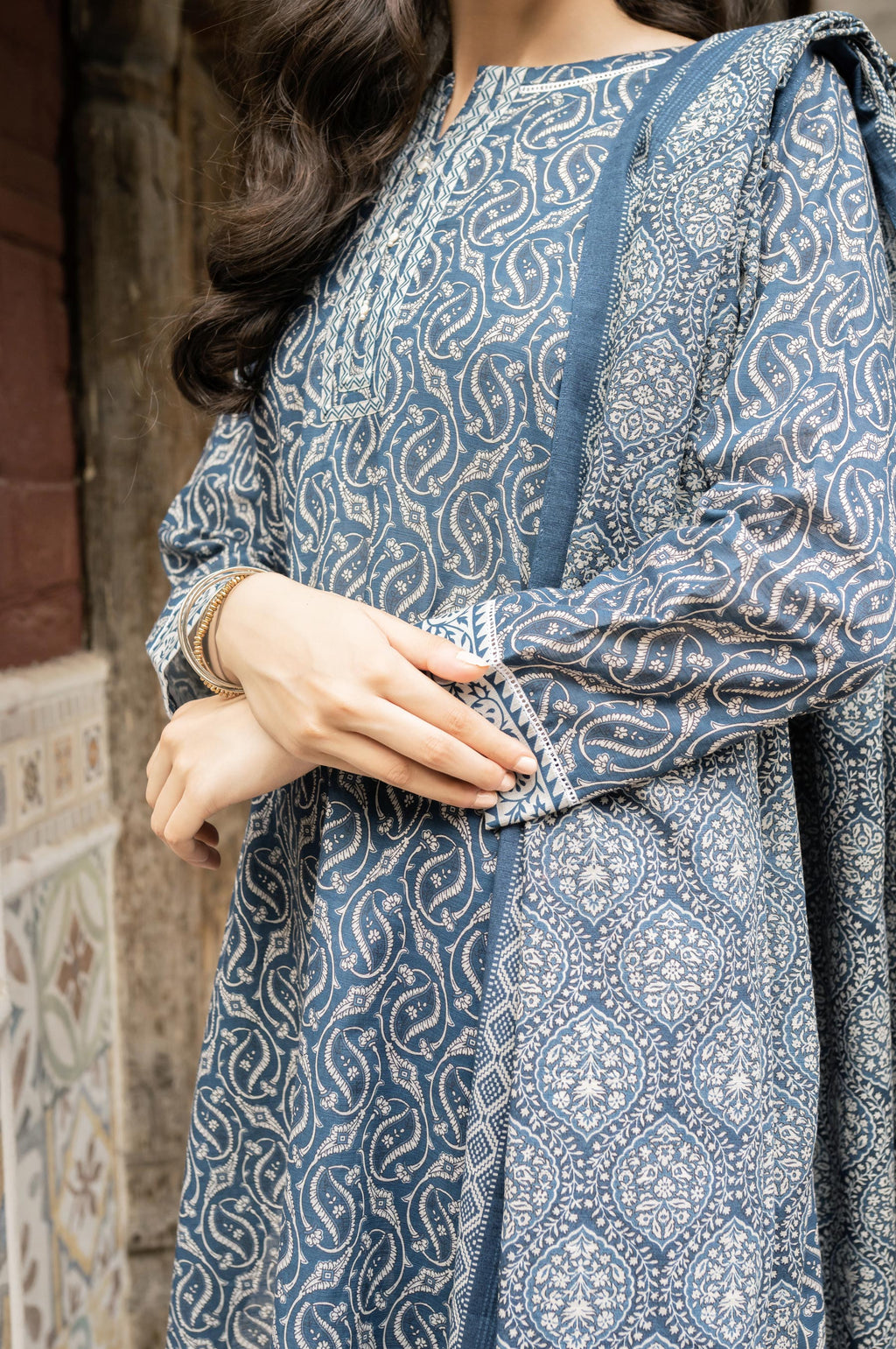 Stitched 3 Piece Printed Khaddar Suit