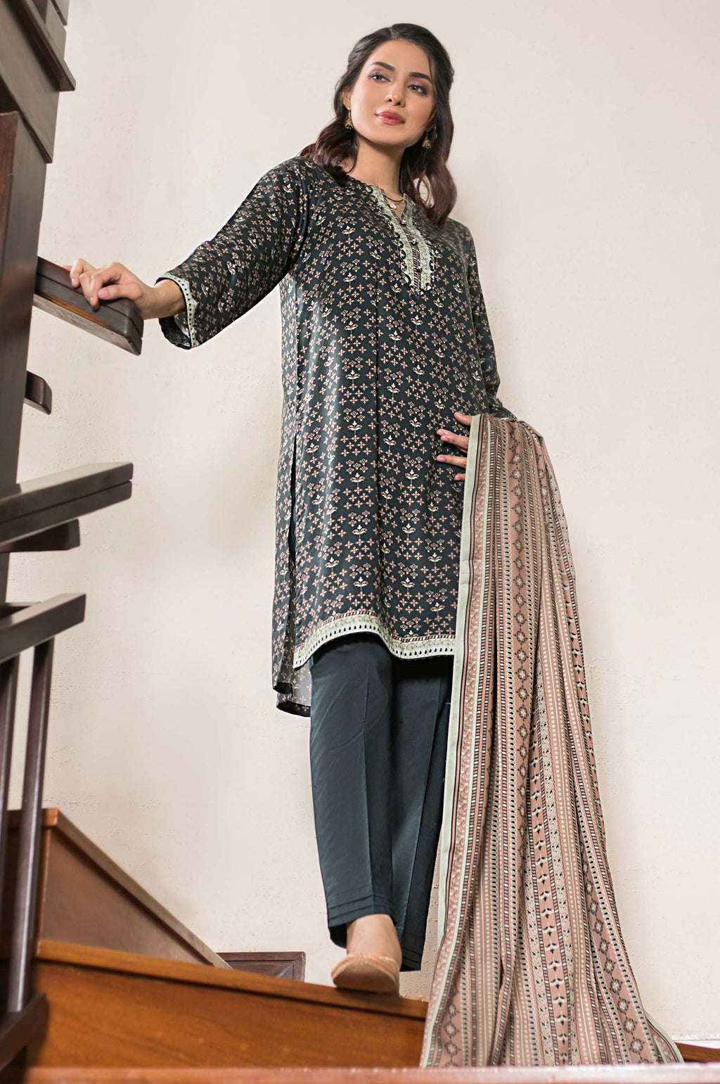 Stitched 3 Piece Printed Doria Linen Viscose Suit