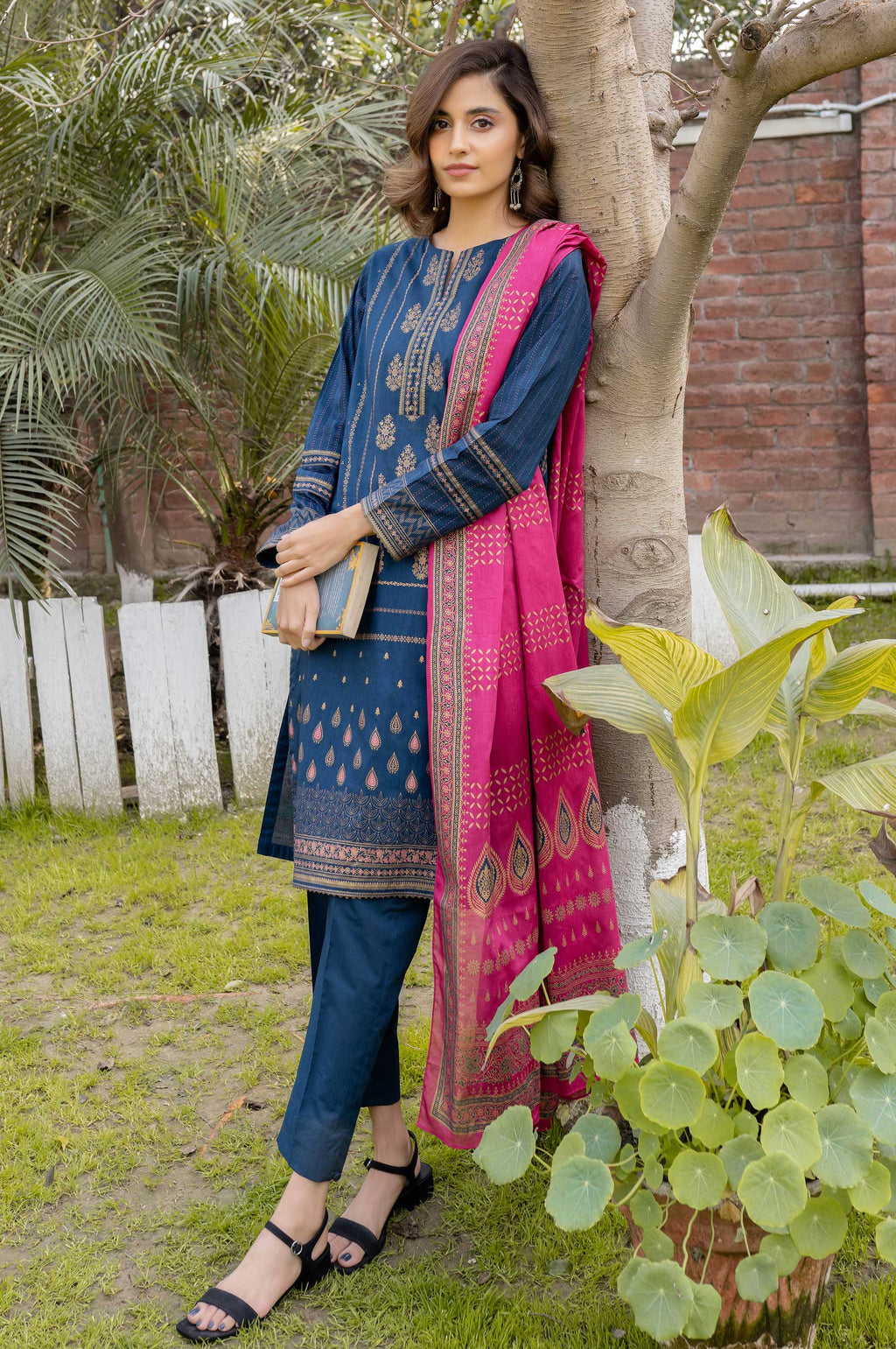 Stitched 3 Piece Printed Gold & White Paste Lawn Suit