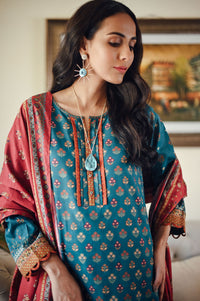 Stitched 3 Piece Printed Khaddar Suit